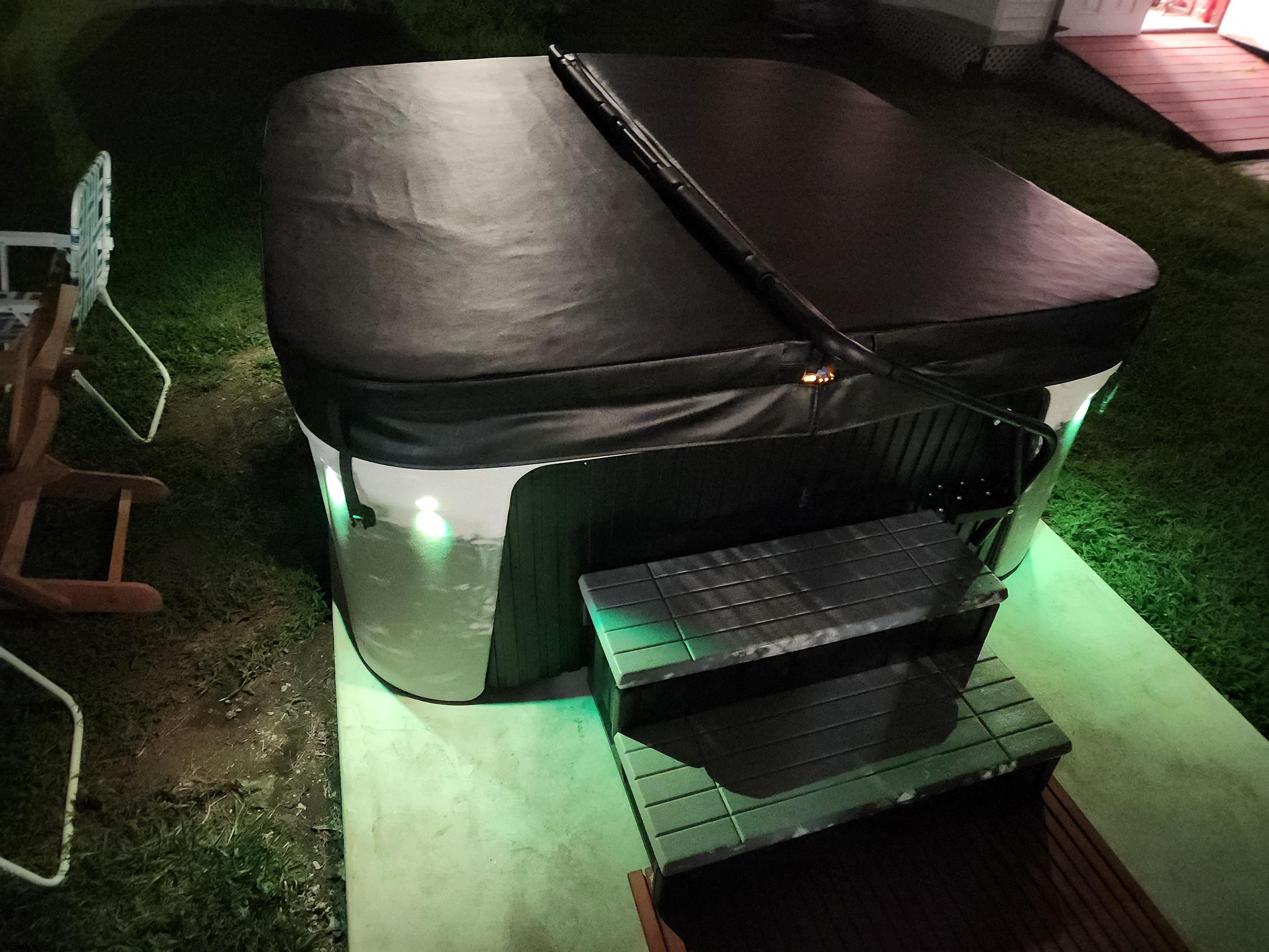 Atlantic City, New Jersey 08401, United States, 3 Bedrooms Bedrooms, ,2 BathroomsBathrooms,Residential,Active,16401