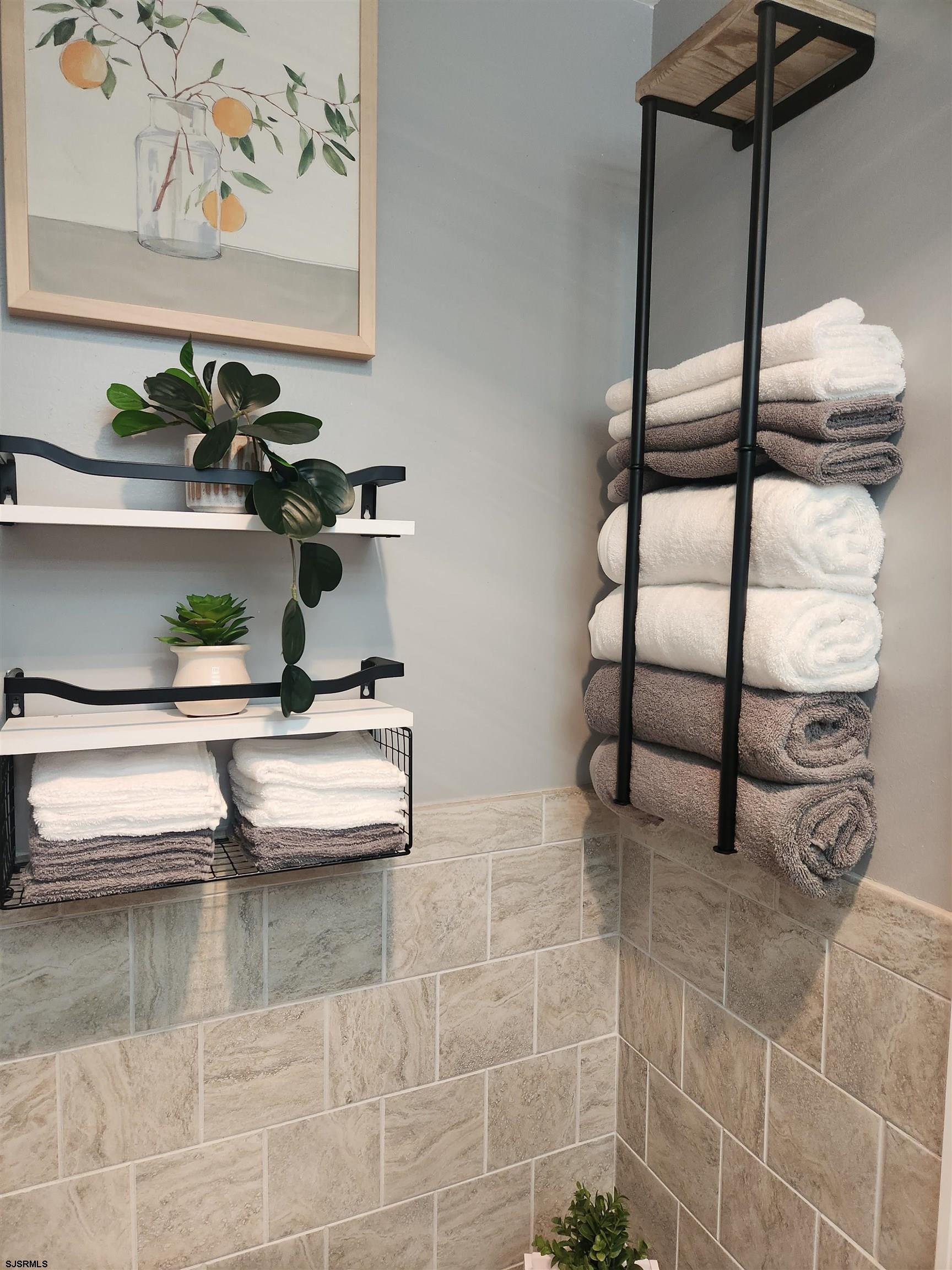 Atlantic City, New Jersey 08401, United States, 3 Bedrooms Bedrooms, ,2 BathroomsBathrooms,Residential,Active,16401