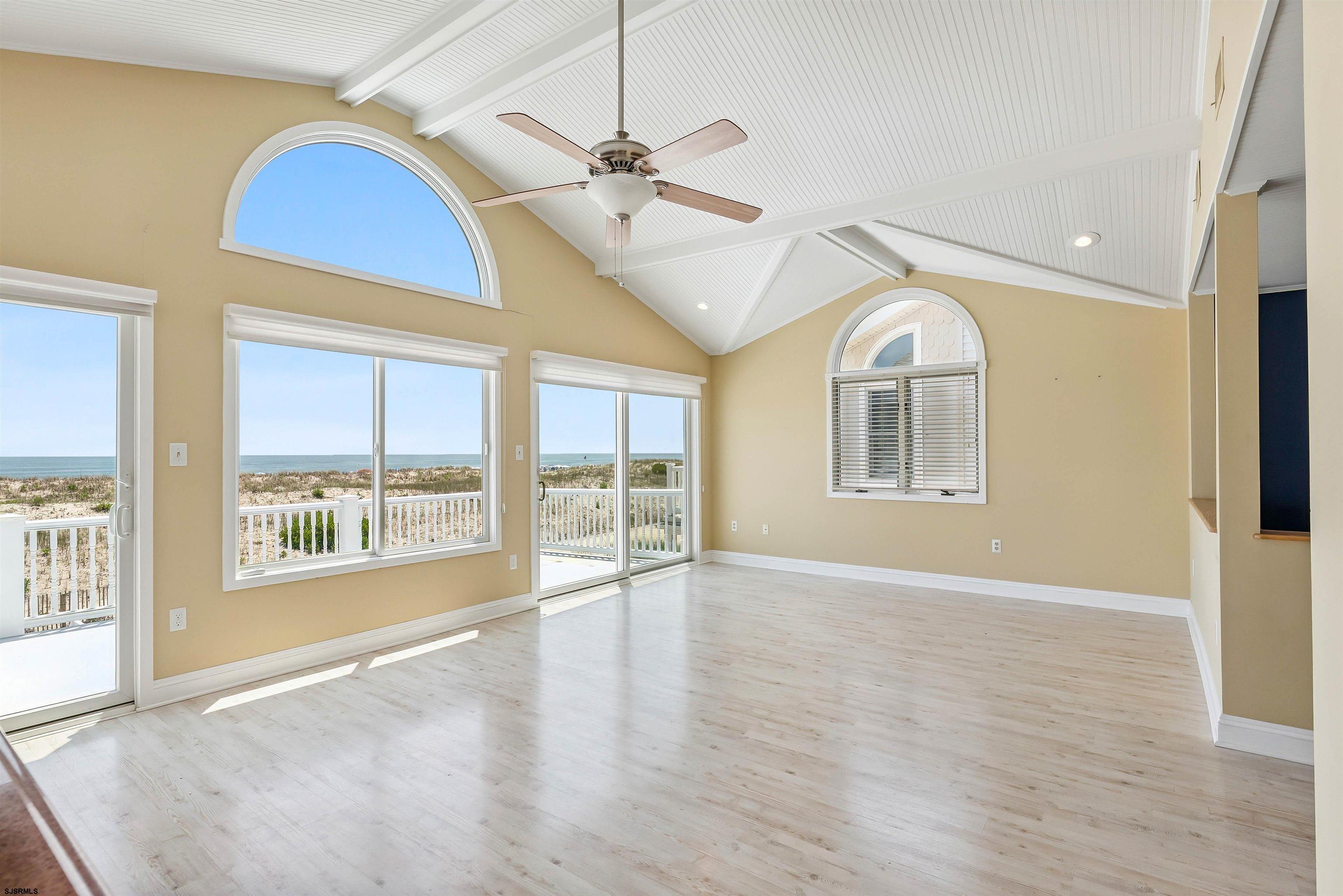 Ocean City, New Jersey 08226, United States, 8 Bedrooms Bedrooms, ,4 BathroomsBathrooms,Residential,Active,164243