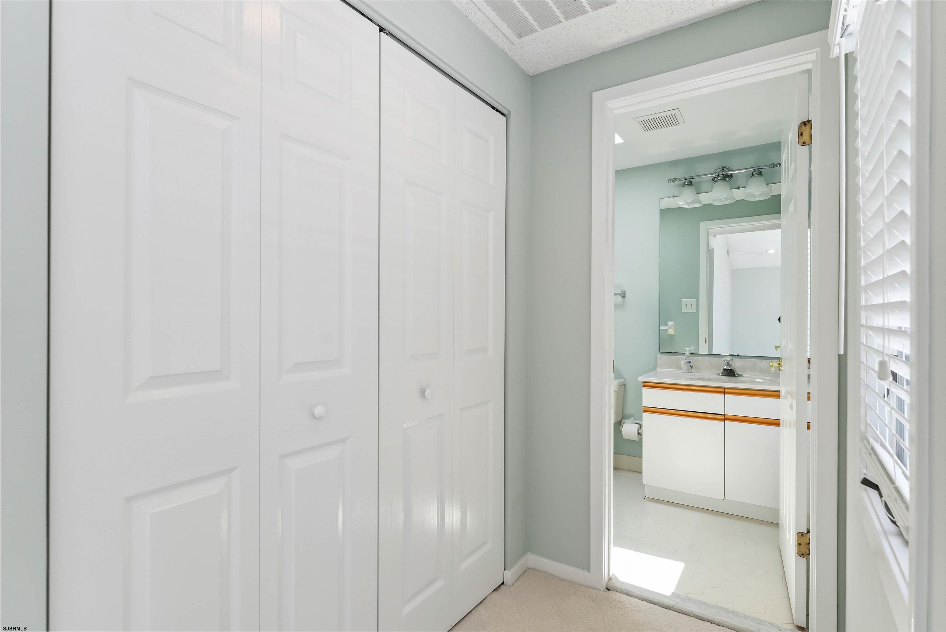 Ocean City, New Jersey 08226, United States, 8 Bedrooms Bedrooms, ,4 BathroomsBathrooms,Residential,Active,164243