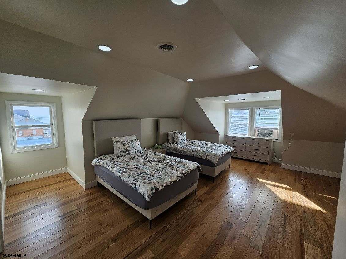 Ventnor, New Jersey 08406, United States, 6 Bedrooms Bedrooms, ,5 BathroomsBathrooms,Residential,Active,248108