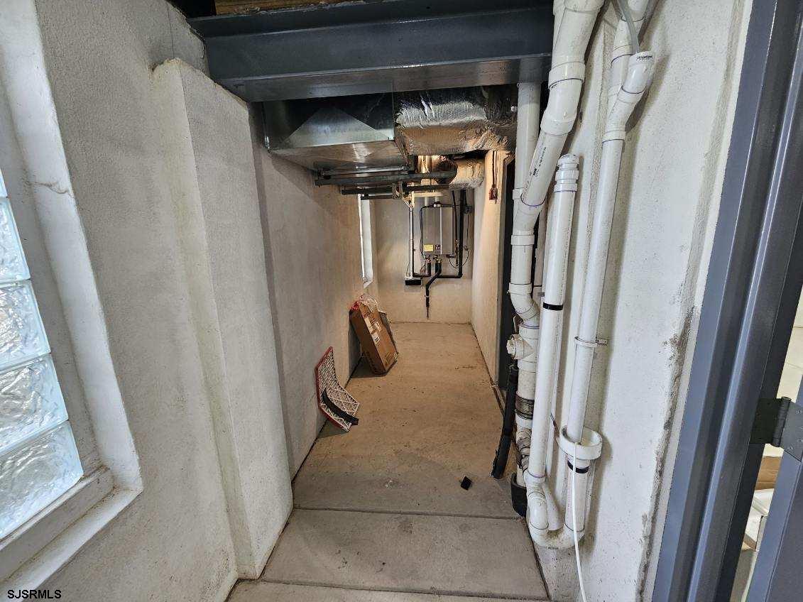 Ventnor, New Jersey 08406, United States, 6 Bedrooms Bedrooms, ,5 BathroomsBathrooms,Residential,Active,248108