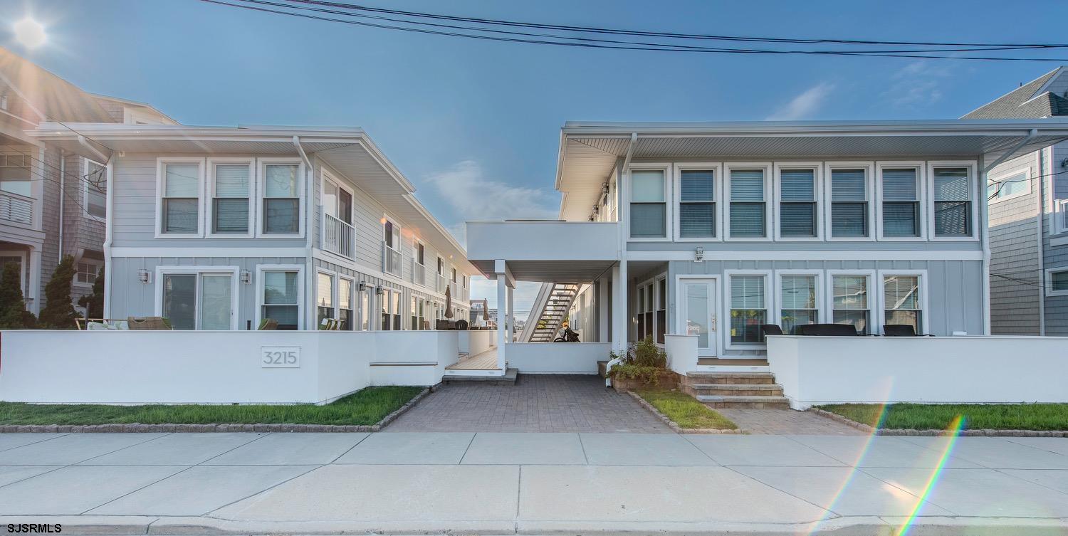 3215 Atlantic