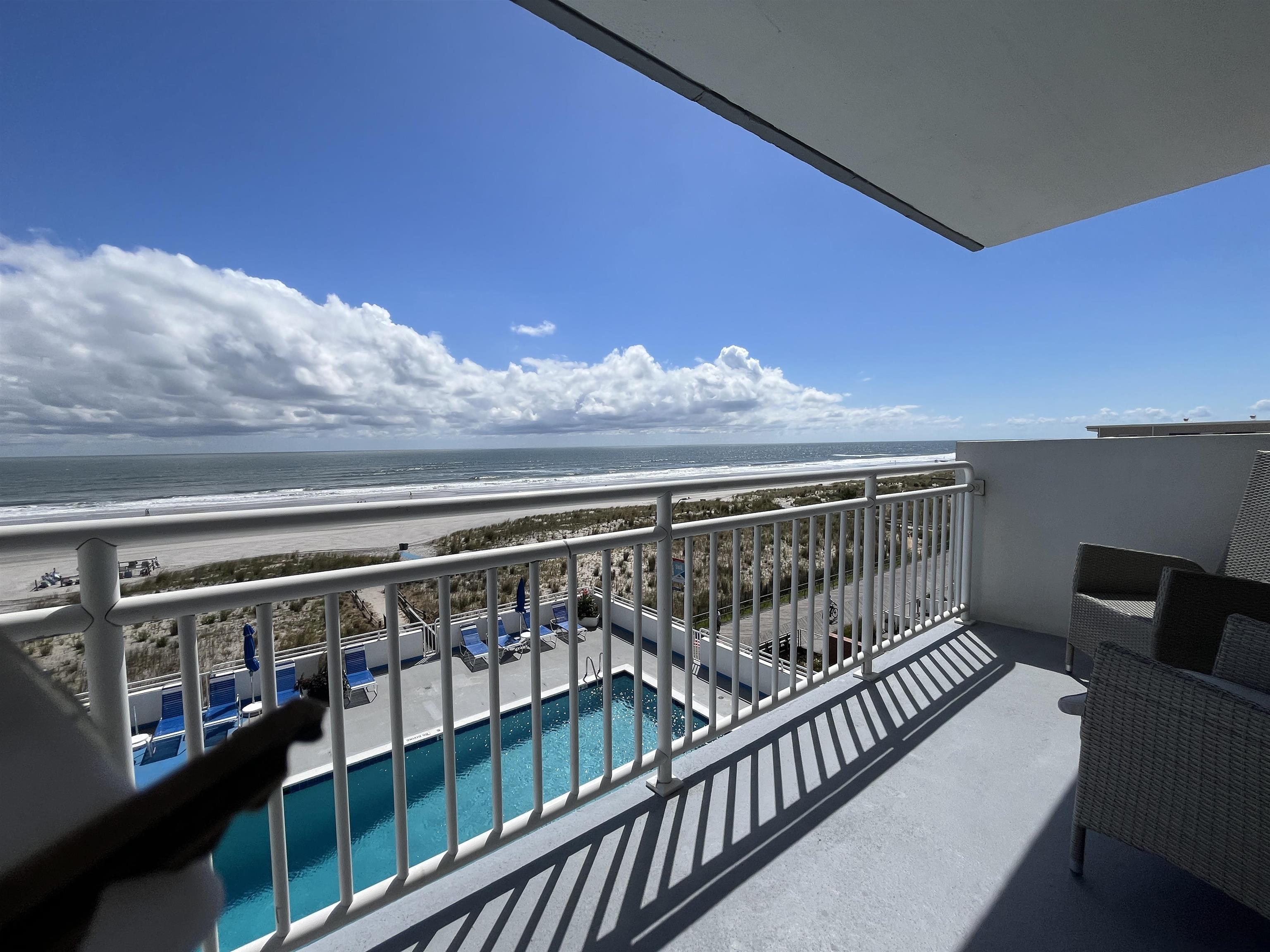 Ventnor, New Jersey 08406, United States, 3 Bedrooms Bedrooms, ,2 BathroomsBathrooms,Residential,Active,203577