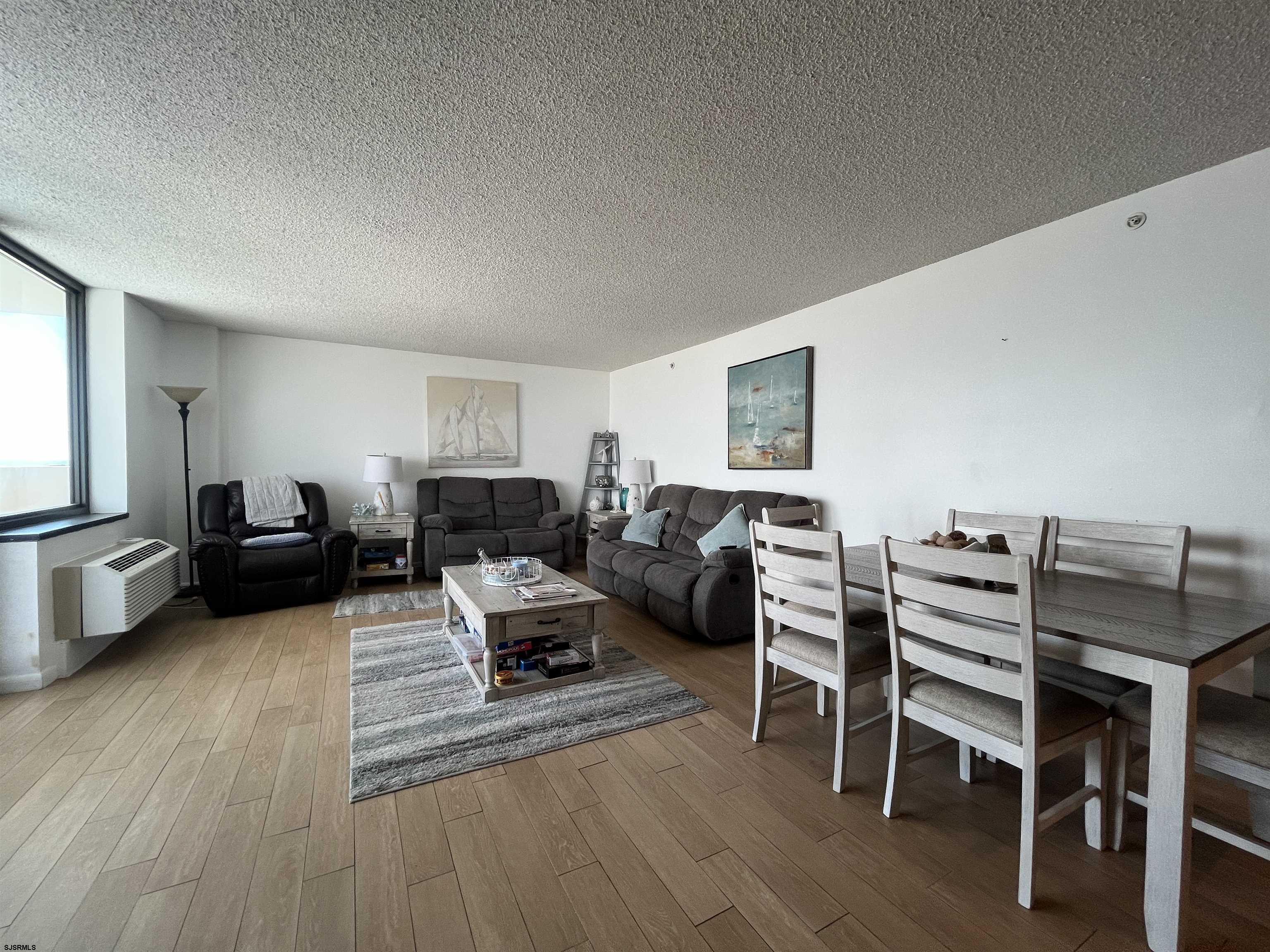 Ventnor, New Jersey 08406, United States, 3 Bedrooms Bedrooms, ,2 BathroomsBathrooms,Residential,Active,203577