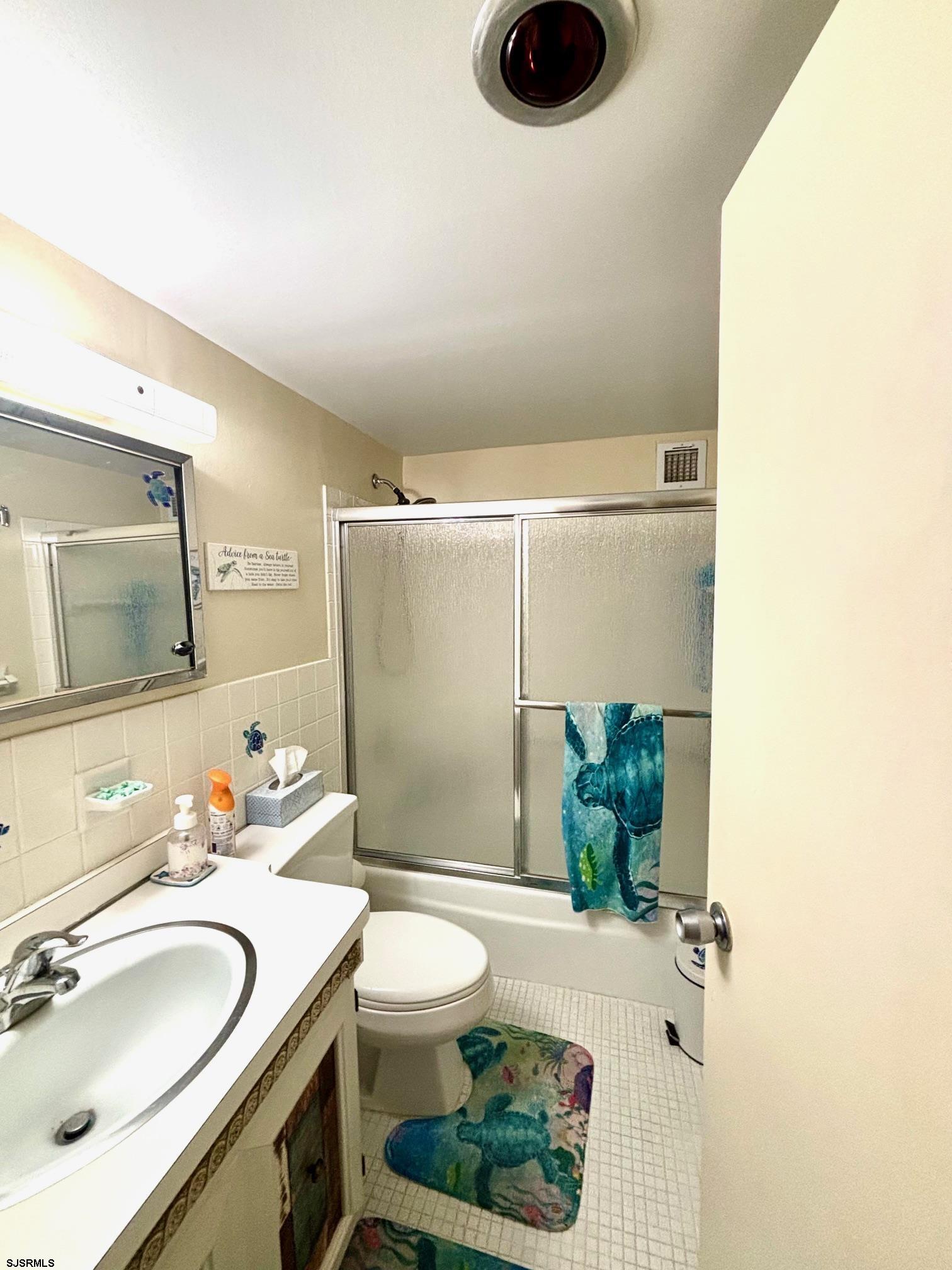 Atlantic City, New Jersey 08401, United States, 1 Bedroom Bedrooms, ,1 BathroomBathrooms,Residential,Active,82824
