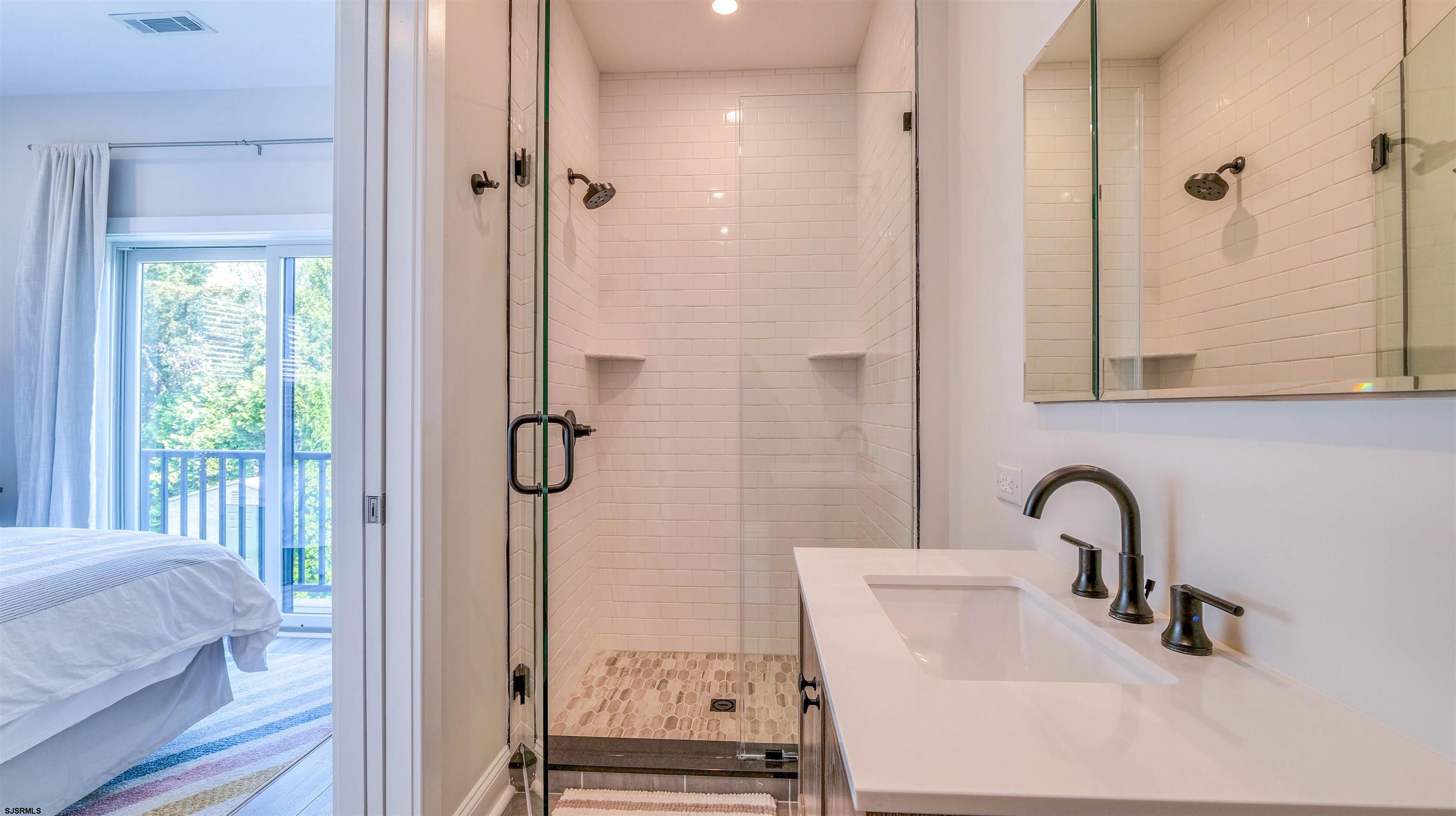 Margate, New Jersey 08402, United States, 4 Bedrooms Bedrooms, ,4 BathroomsBathrooms,Residential,Active,121632