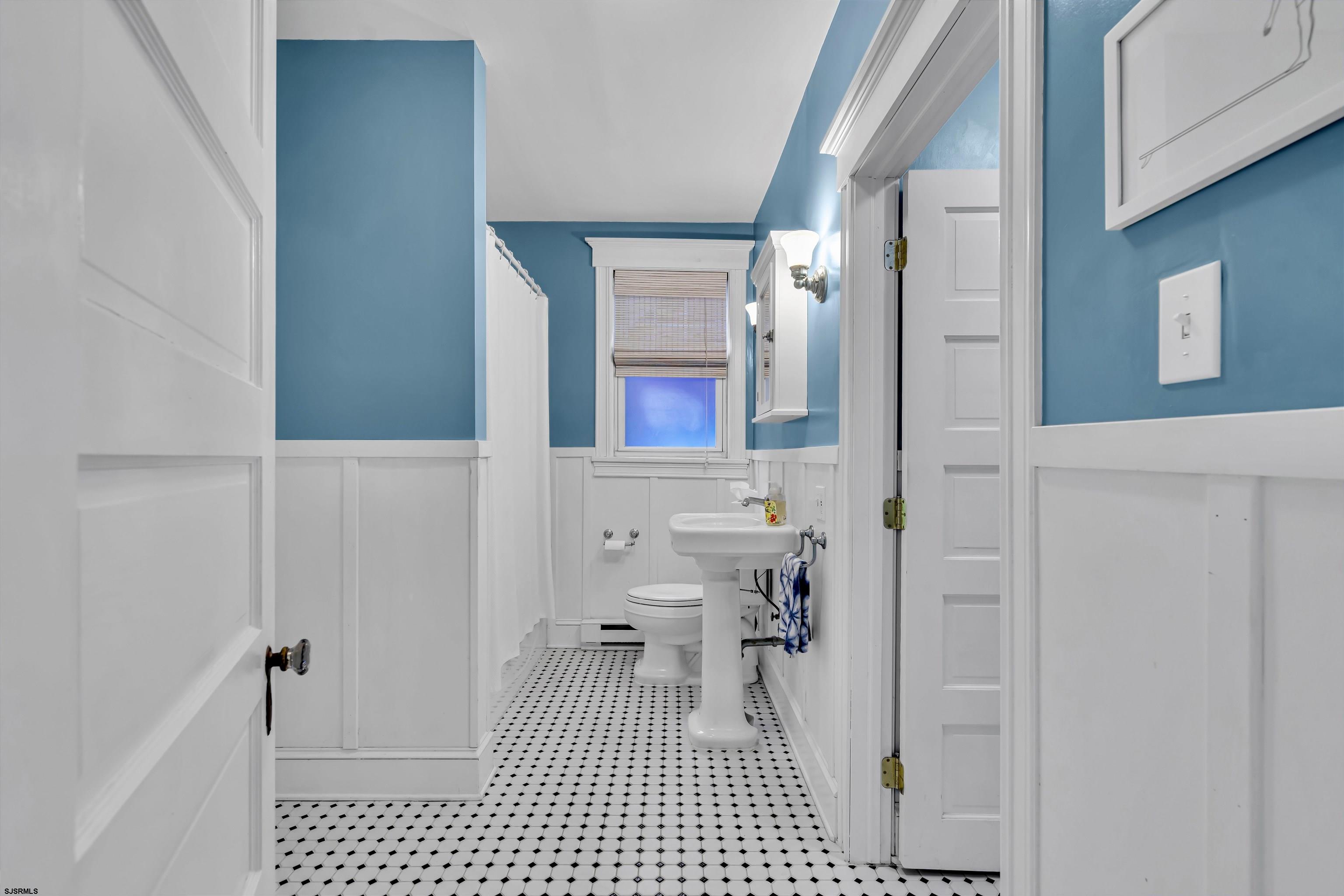 Ocean City, New Jersey 08226, United States, 4 Bedrooms Bedrooms, ,2 BathroomsBathrooms,Residential,Pending,21233