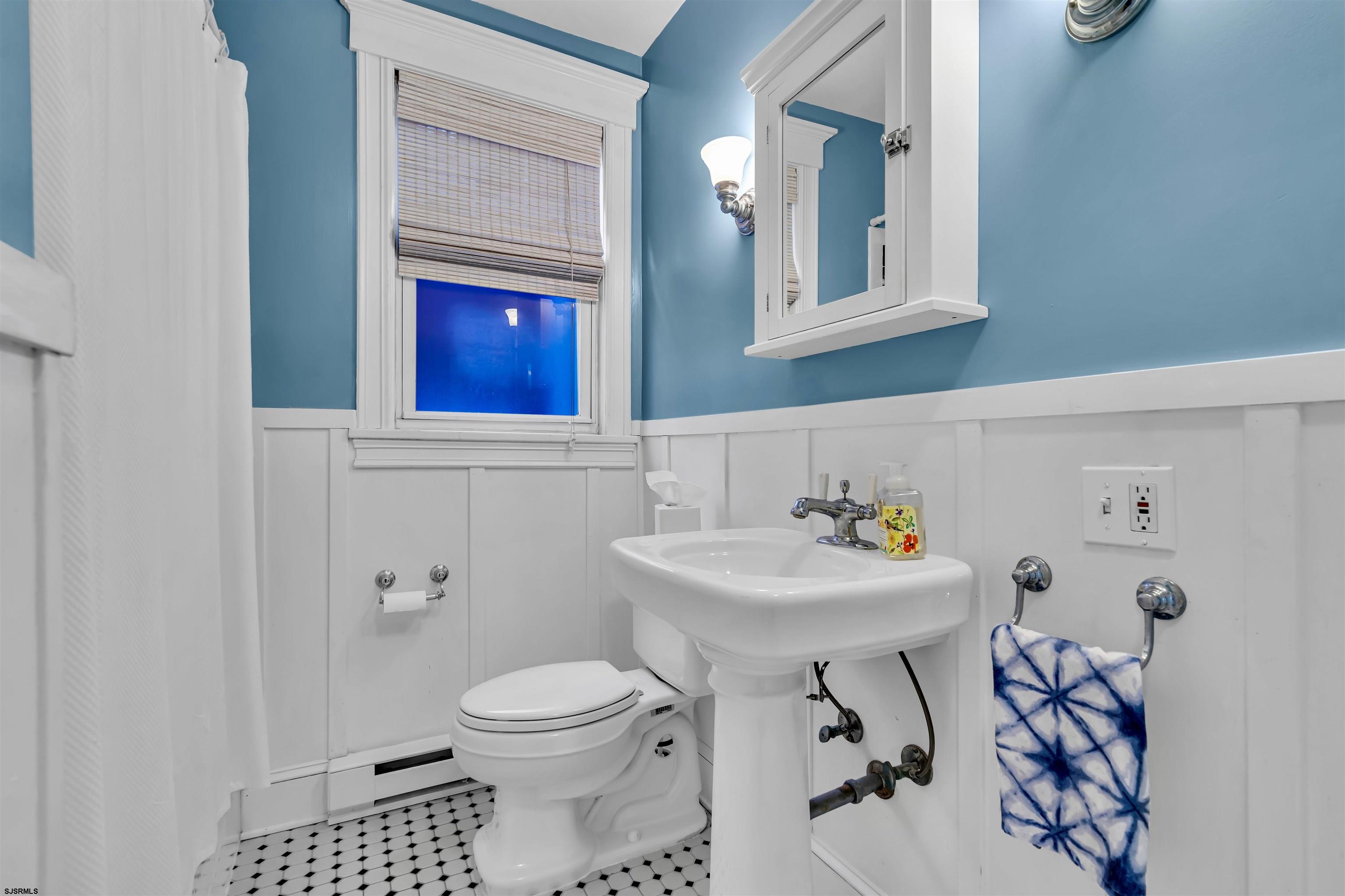 Ocean City, New Jersey 08226, United States, 4 Bedrooms Bedrooms, ,2 BathroomsBathrooms,Residential,Pending,21233