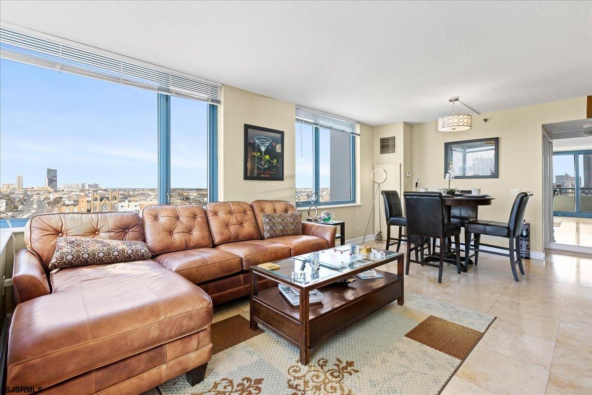 Atlantic City, New Jersey 08401, United States, 2 Bedrooms Bedrooms, ,2 BathroomsBathrooms,Residential,Active,100704