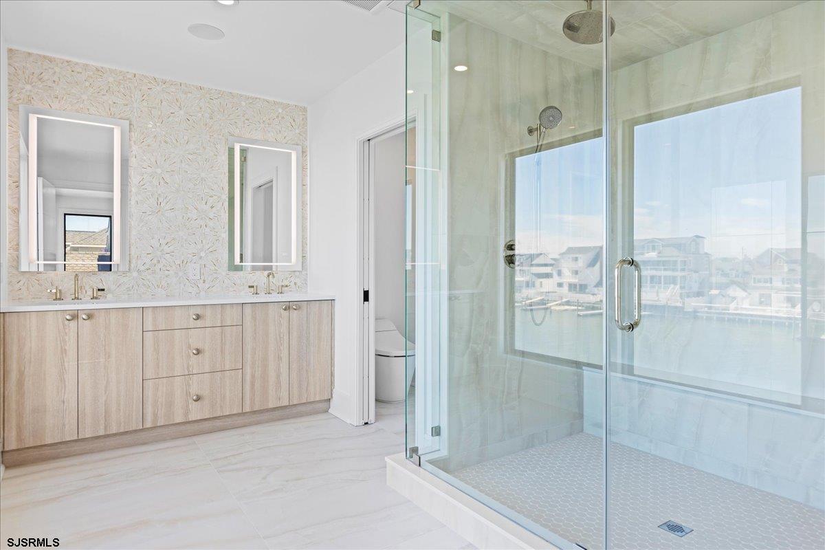 Margate, New Jersey 08402, United States, 5 Bedrooms Bedrooms, ,6 BathroomsBathrooms,Residential,Active,91966