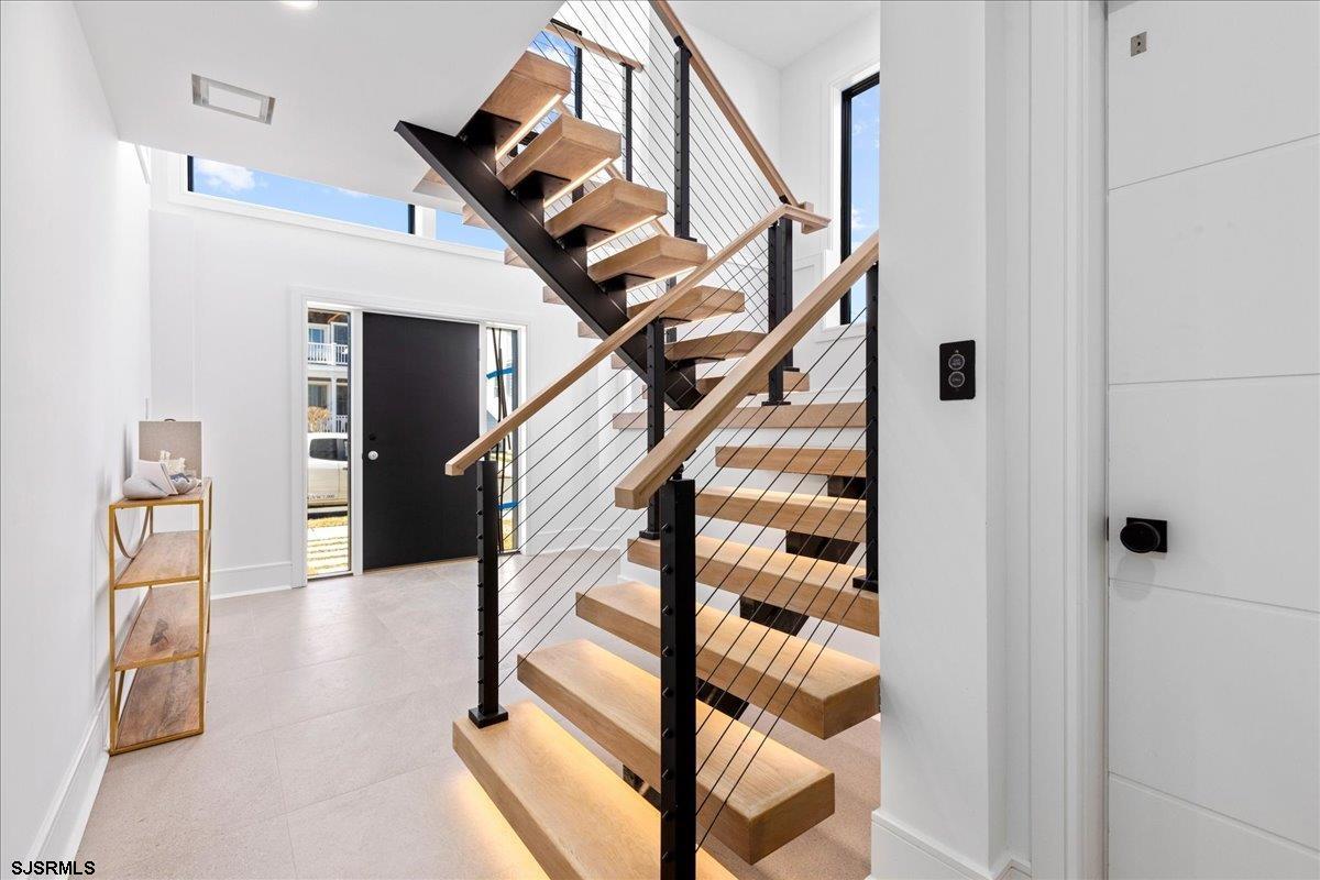 Margate, New Jersey 08402, United States, 5 Bedrooms Bedrooms, ,6 BathroomsBathrooms,Residential,Active,91966