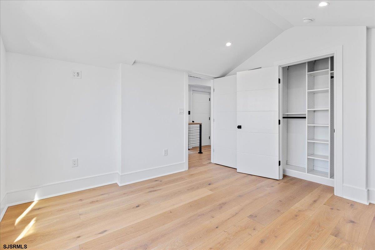 Margate, New Jersey 08402, United States, 5 Bedrooms Bedrooms, ,6 BathroomsBathrooms,Residential,Active,91966