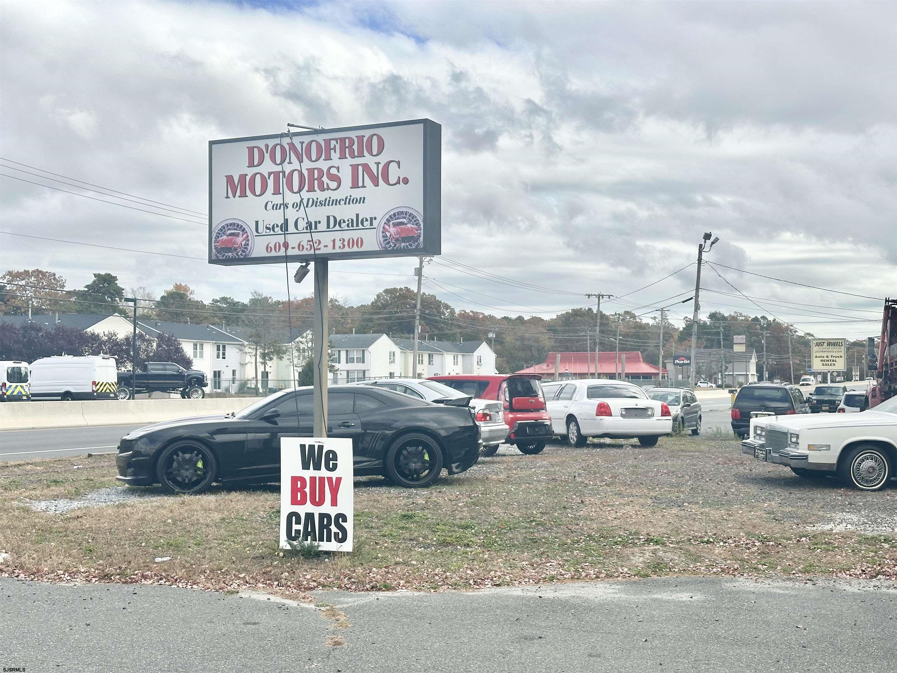 318 E White Horse Pike