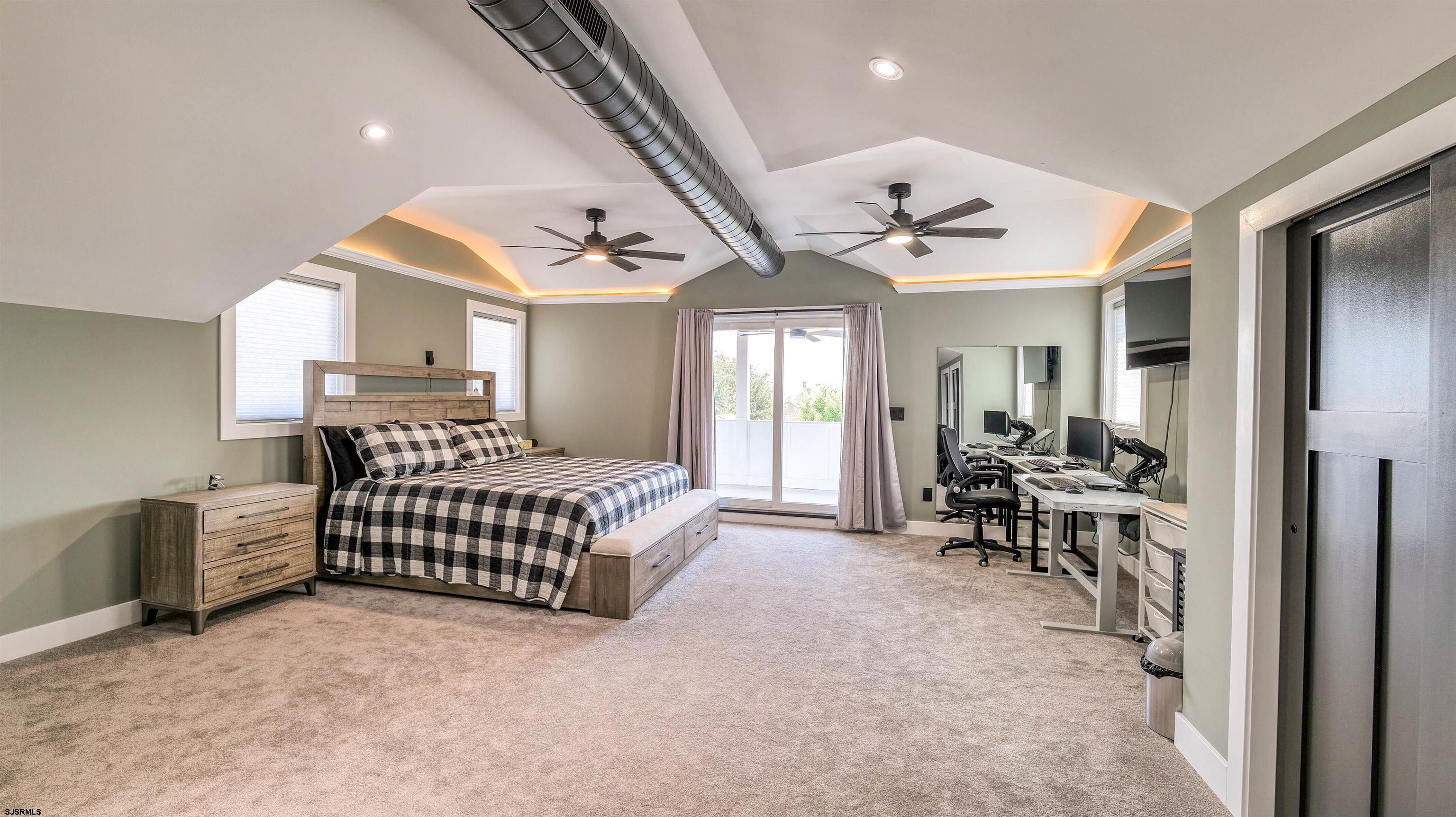 Ventnor, New Jersey 08406, United States, 6 Bedrooms Bedrooms, ,5 BathroomsBathrooms,Residential,Active,194641