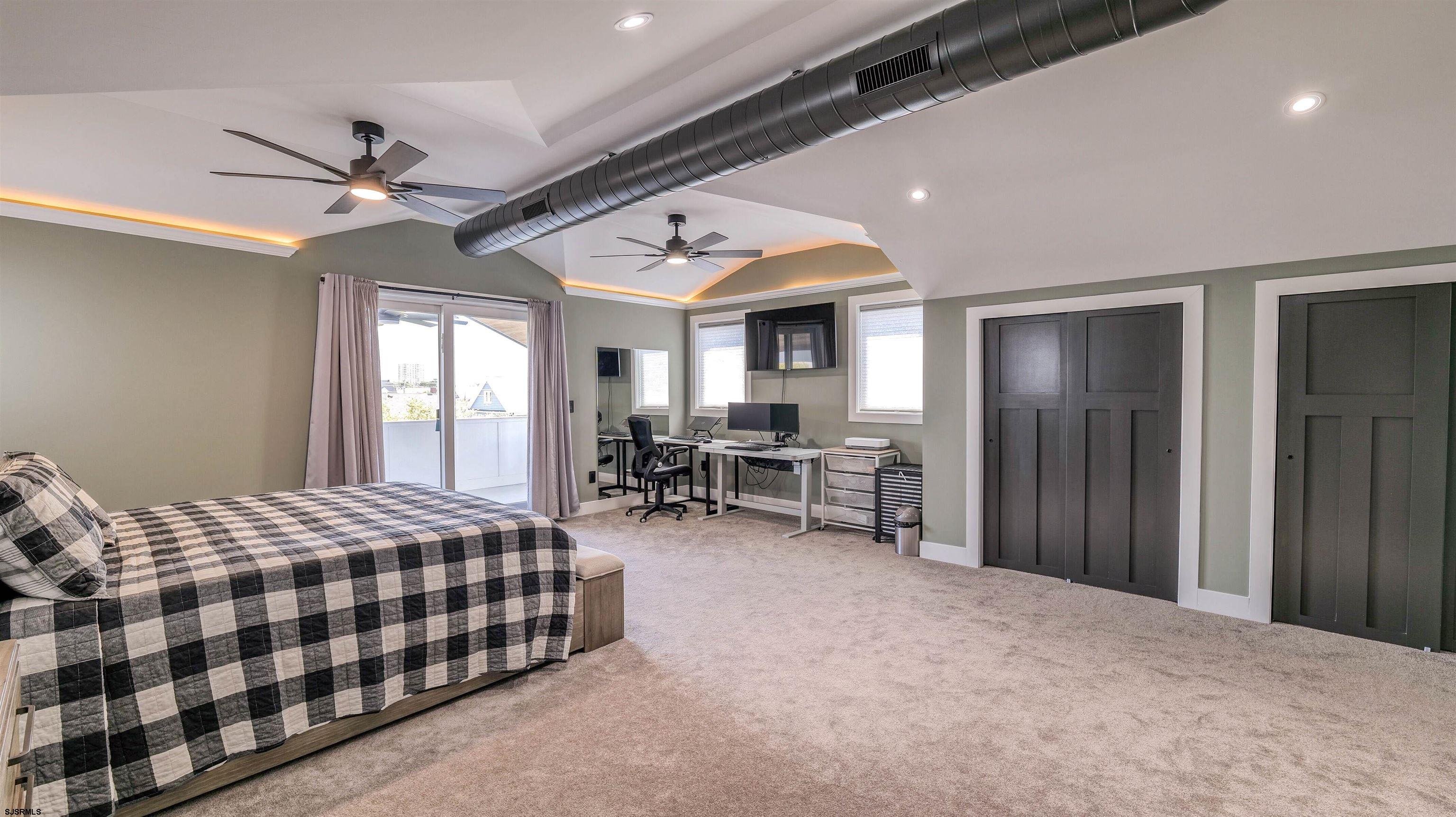 Ventnor, New Jersey 08406, United States, 6 Bedrooms Bedrooms, ,5 BathroomsBathrooms,Residential,Active,194641