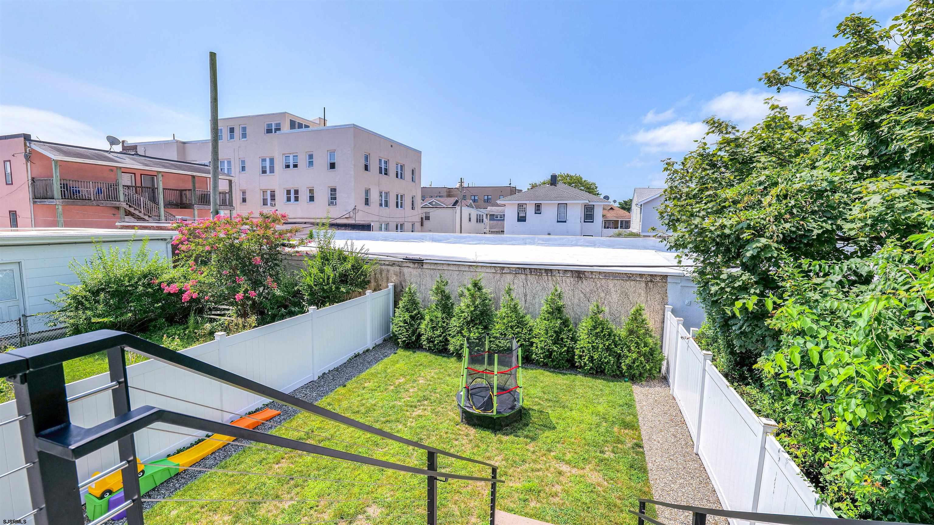 Ventnor, New Jersey 08406, United States, 6 Bedrooms Bedrooms, ,5 BathroomsBathrooms,Residential,Active,194641