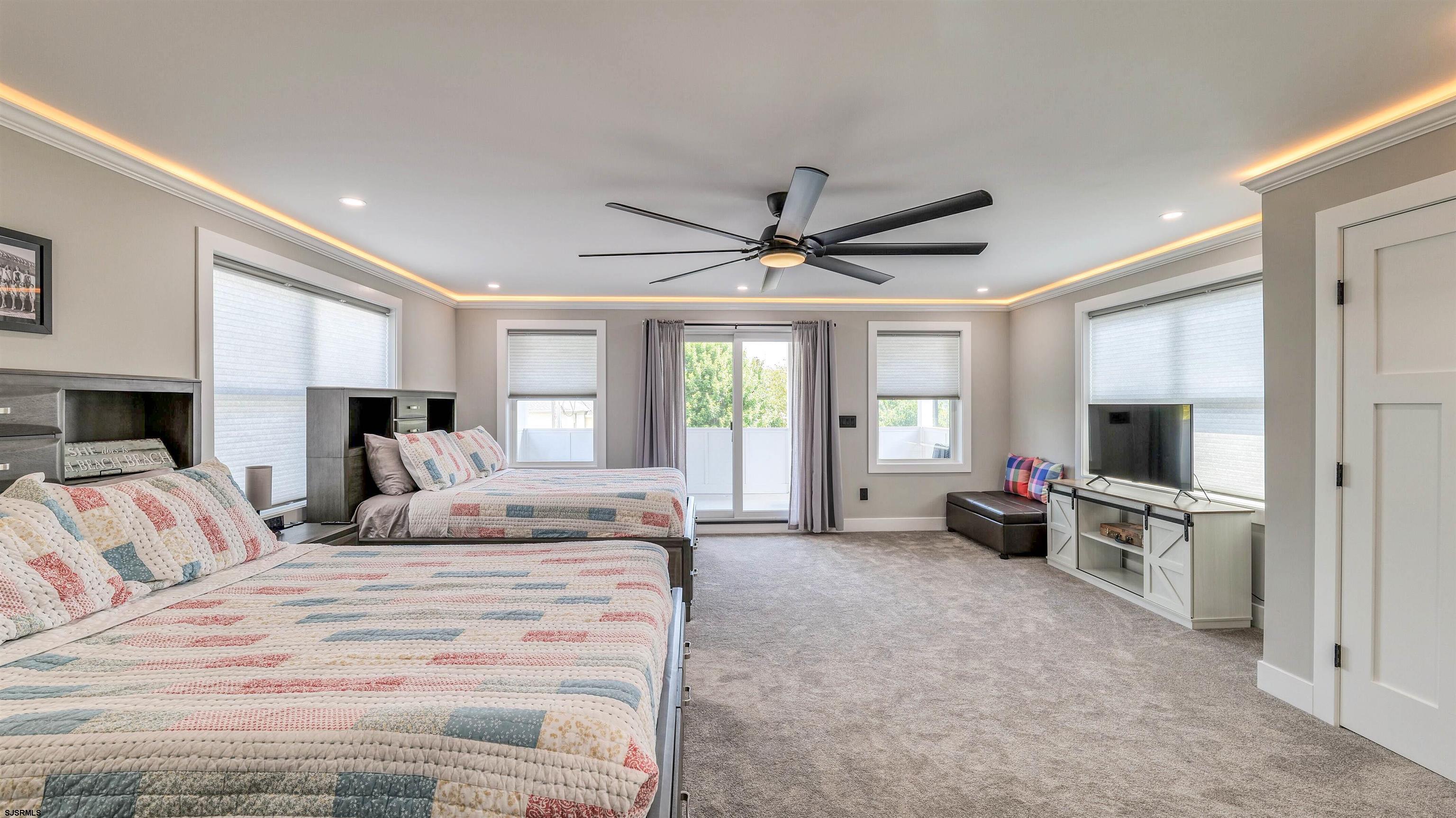 Ventnor, New Jersey 08406, United States, 6 Bedrooms Bedrooms, ,5 BathroomsBathrooms,Residential,Active,194641