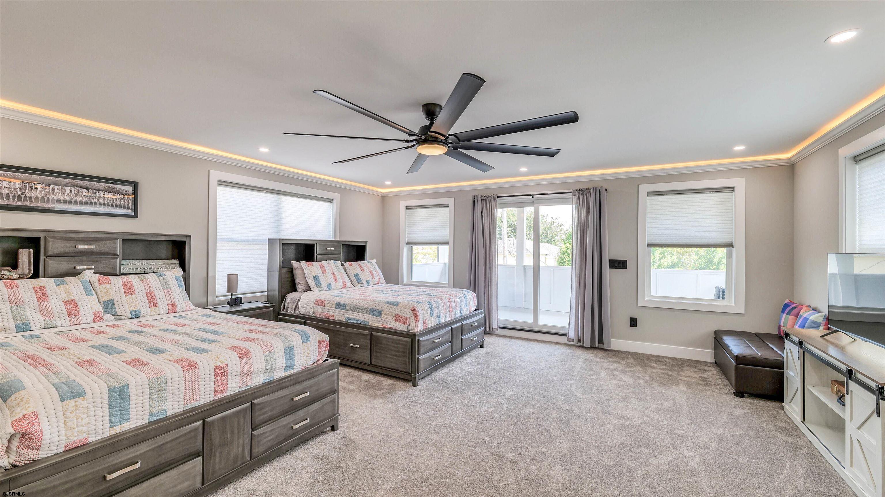 Ventnor, New Jersey 08406, United States, 6 Bedrooms Bedrooms, ,5 BathroomsBathrooms,Residential,Active,194641