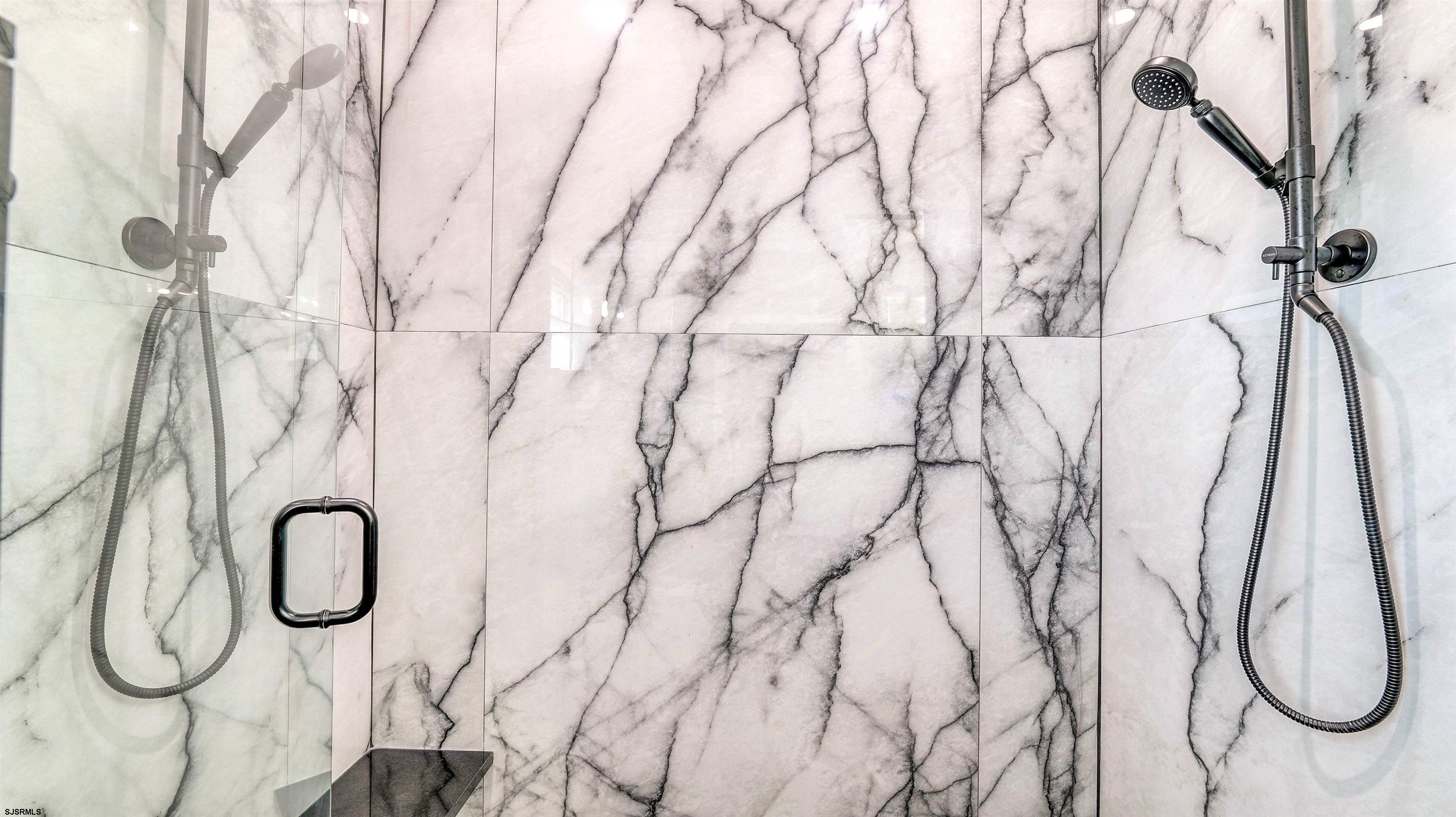 Ventnor, New Jersey 08406, United States, 6 Bedrooms Bedrooms, ,5 BathroomsBathrooms,Residential,Active,194641