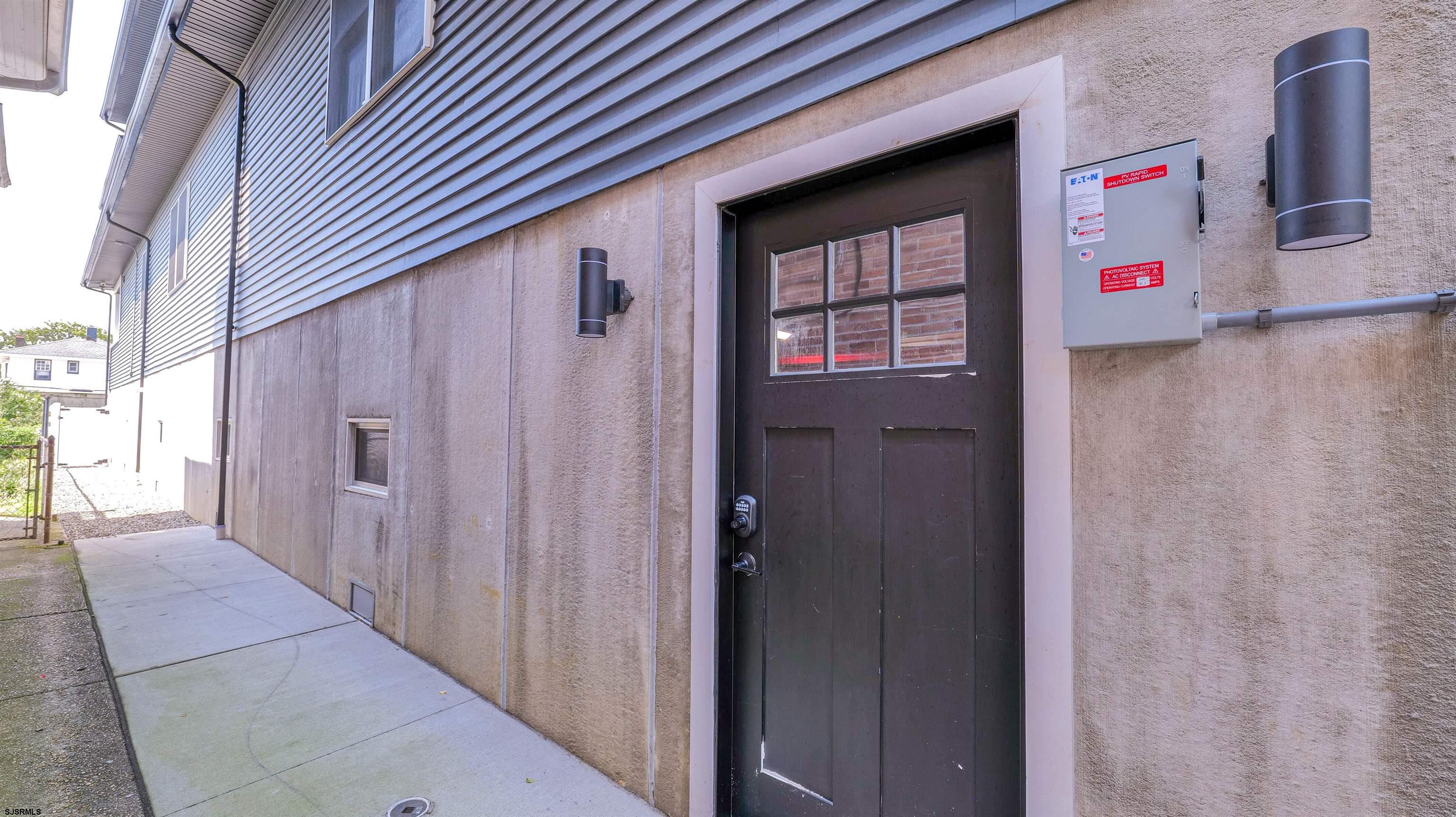 Ventnor, New Jersey 08406, United States, 6 Bedrooms Bedrooms, ,5 BathroomsBathrooms,Residential,Active,194641