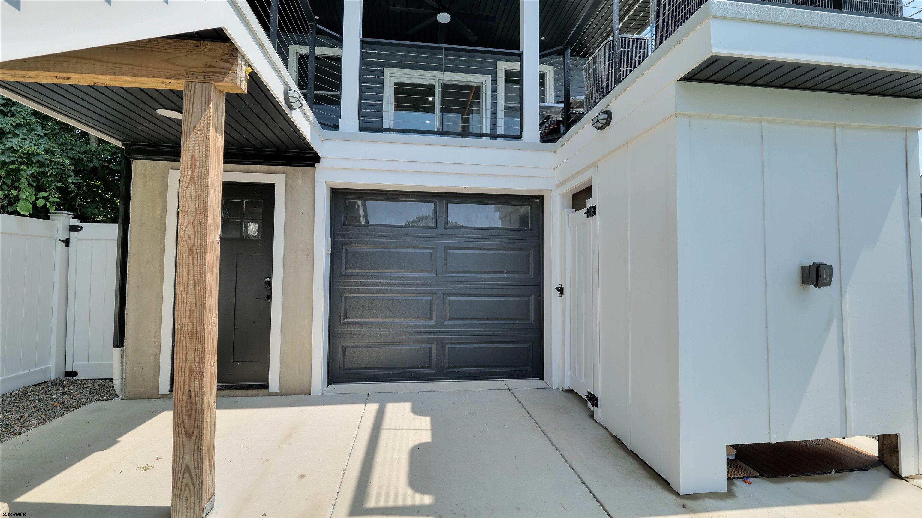 Ventnor, New Jersey 08406, United States, 6 Bedrooms Bedrooms, ,5 BathroomsBathrooms,Residential,Active,194641