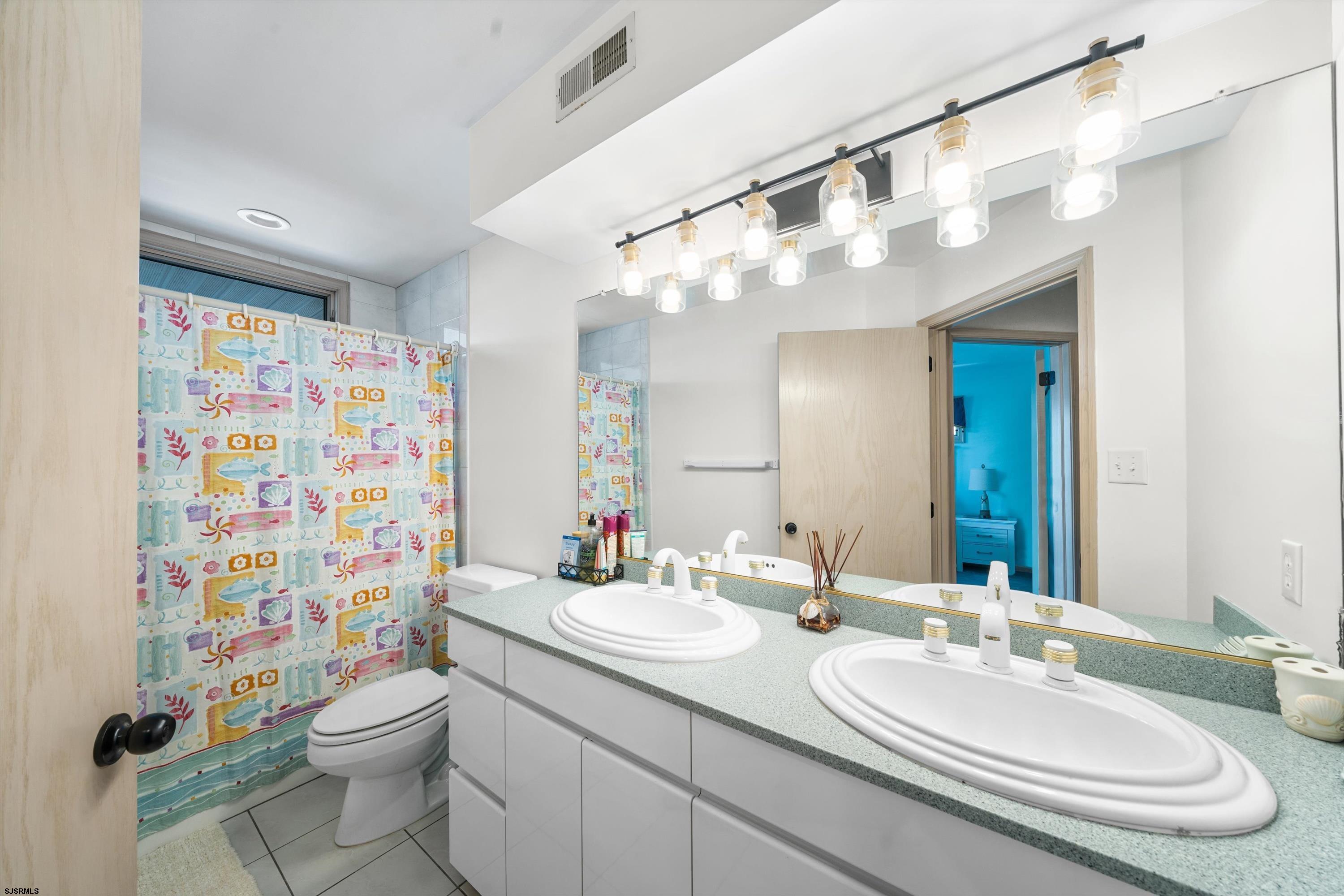 Ocean City, New Jersey 08226, United States, 4 Bedrooms Bedrooms, ,5 BathroomsBathrooms,Residential,Active,210325