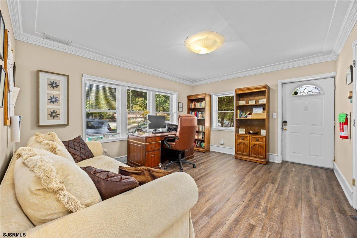 Absecon, New Jersey 08201, United States, 5 Bedrooms Bedrooms, ,3 BathroomsBathrooms,Residential,Active,210463