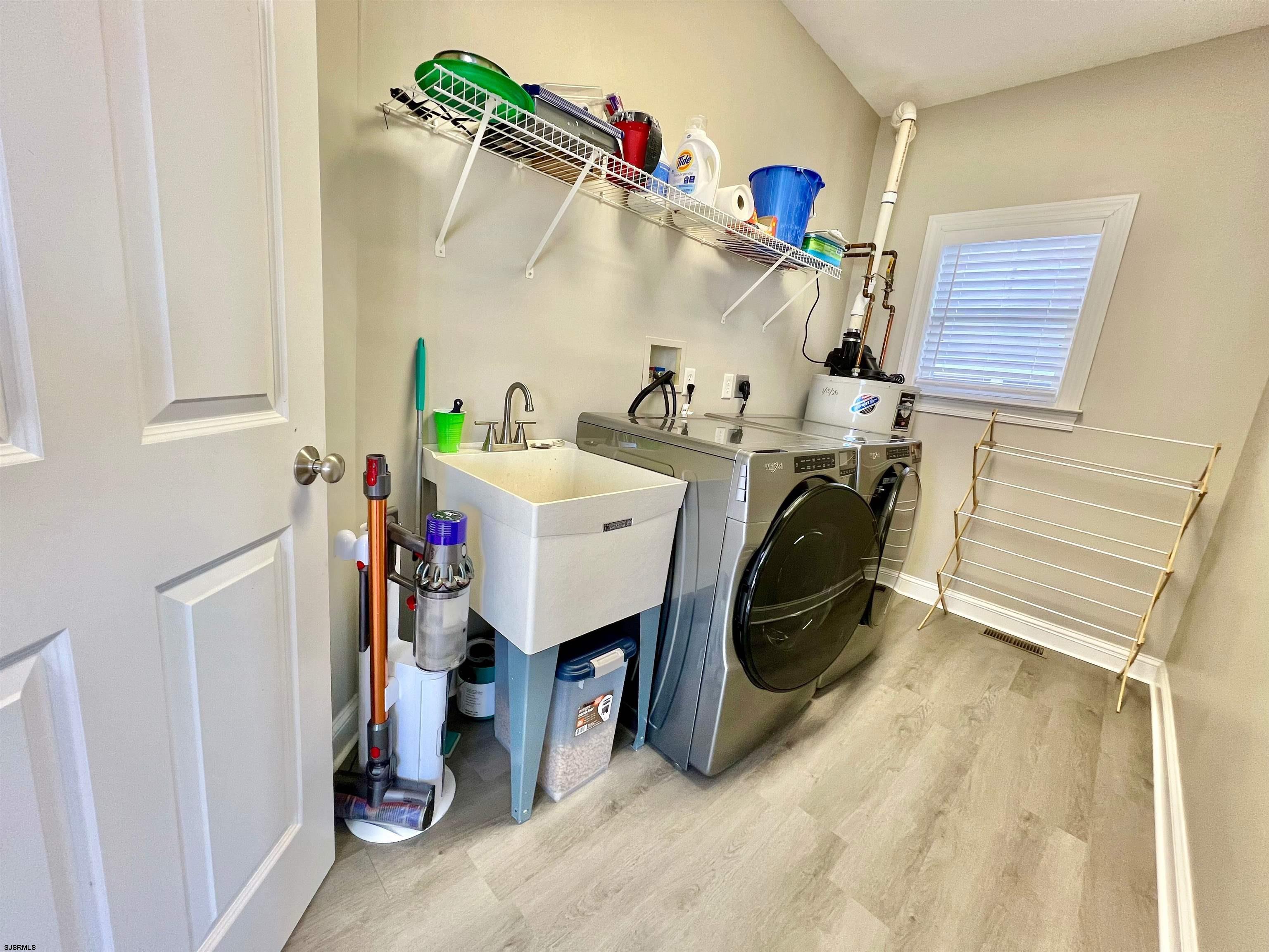 Ocean City, New Jersey 08226, United States, 4 Bedrooms Bedrooms, ,4 BathroomsBathrooms,Residential,Pending,78229