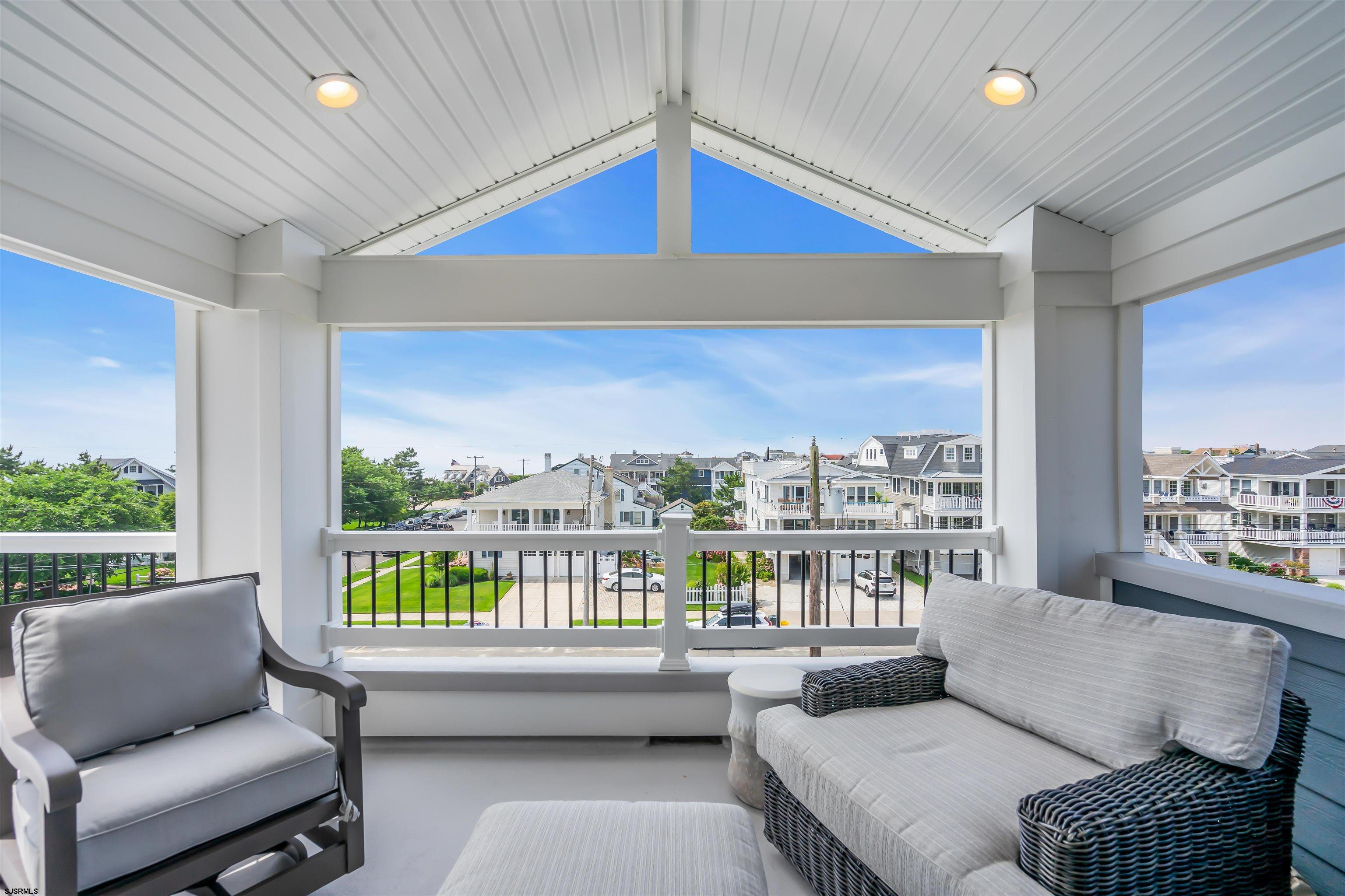 Ocean City, New Jersey 08226, United States, 6 Bedrooms Bedrooms, ,5 BathroomsBathrooms,Residential,Pending,46563