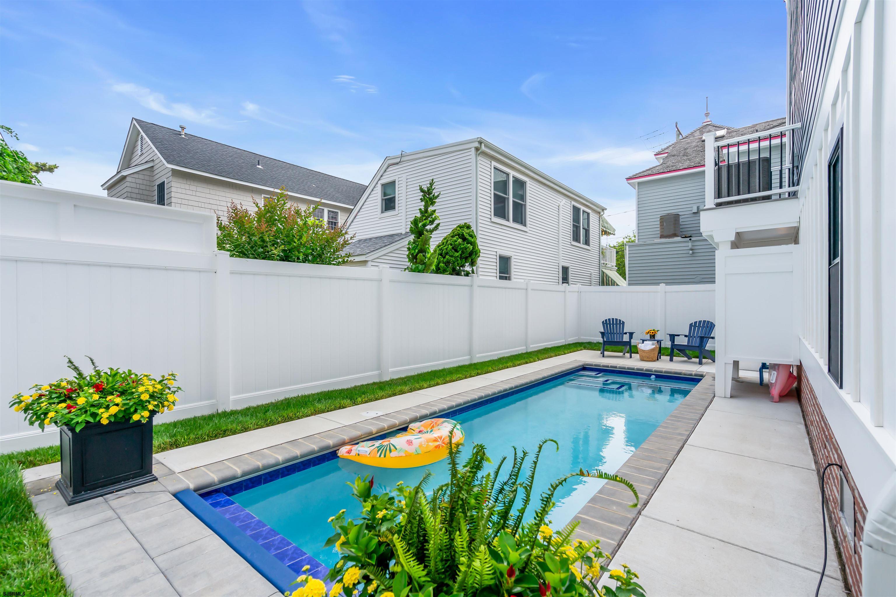 Ocean City, New Jersey 08226, United States, 6 Bedrooms Bedrooms, ,5 BathroomsBathrooms,Residential,Pending,46563