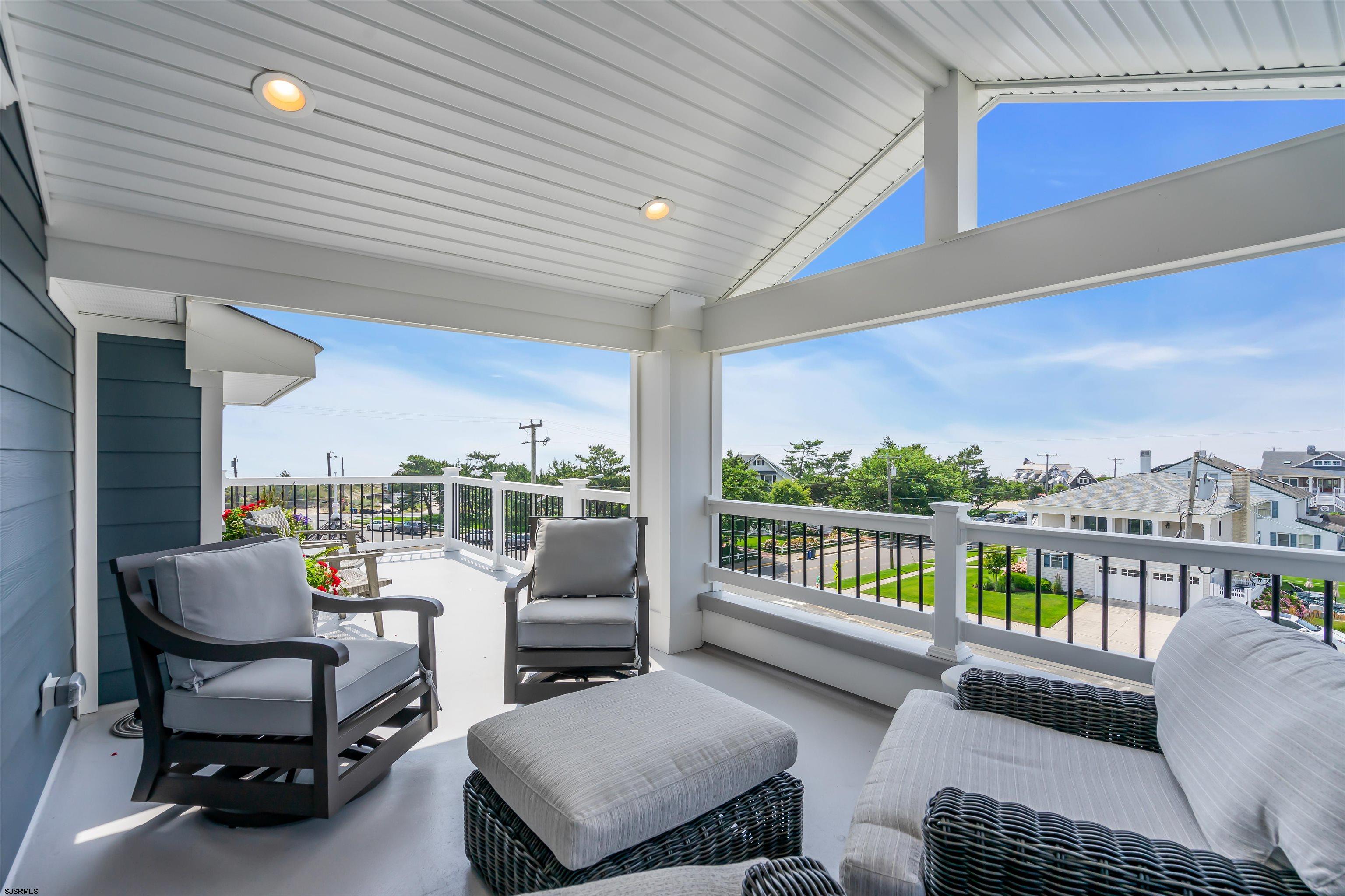 Ocean City, New Jersey 08226, United States, 6 Bedrooms Bedrooms, ,5 BathroomsBathrooms,Residential,Pending,46563