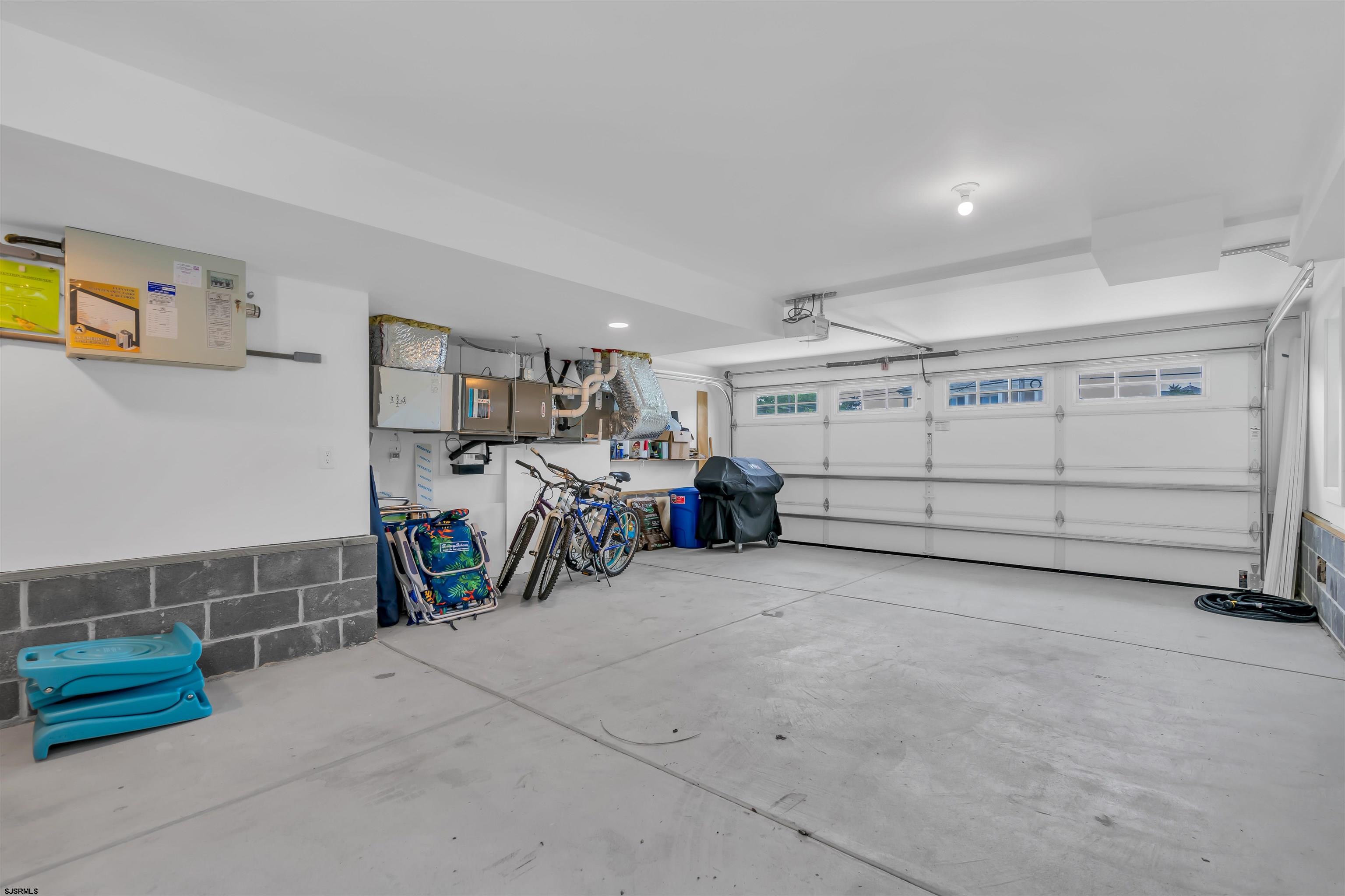 Ocean City, New Jersey 08226, United States, 6 Bedrooms Bedrooms, ,5 BathroomsBathrooms,Residential,Pending,46563