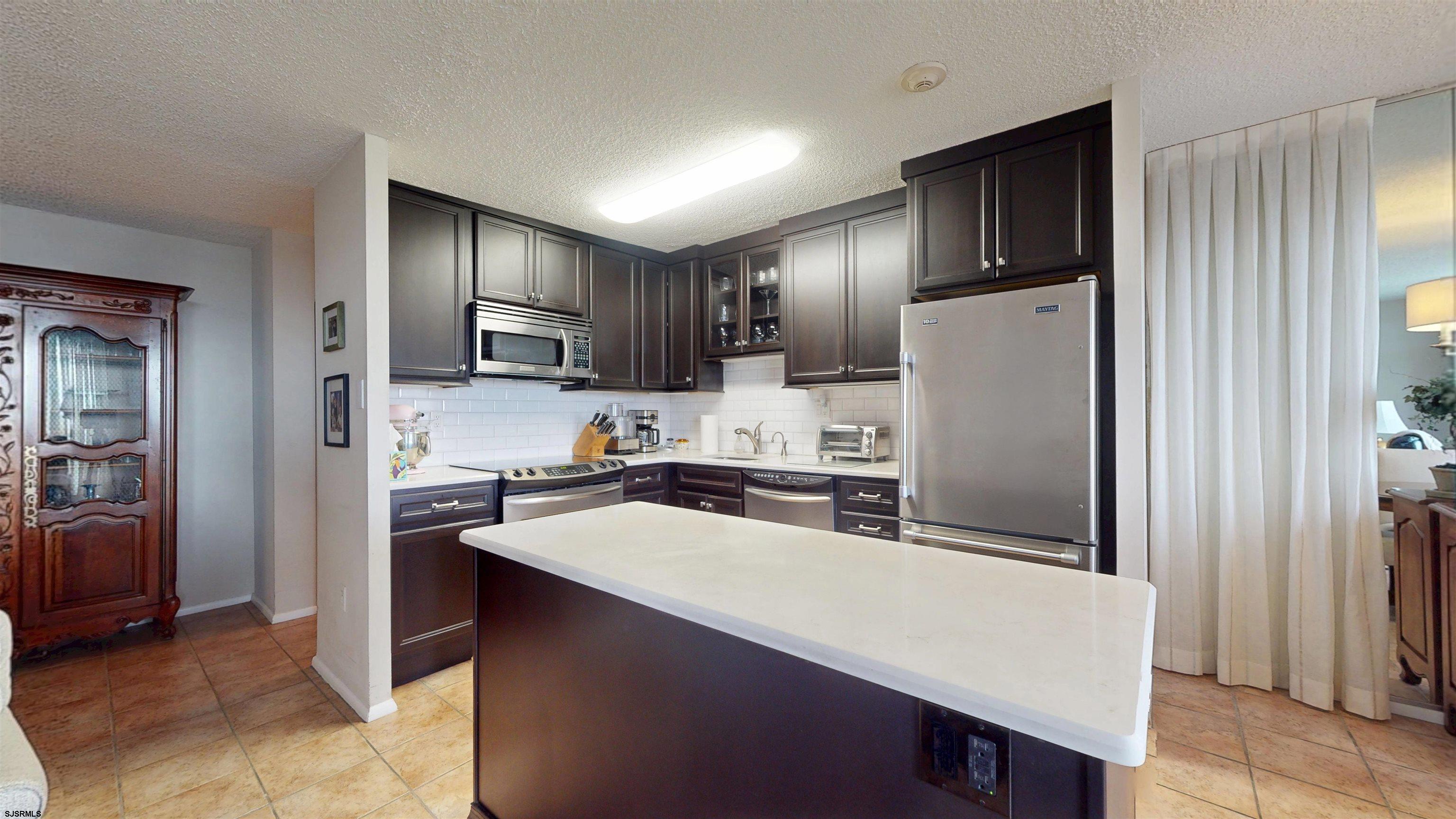 9600 Atlantic #712 712