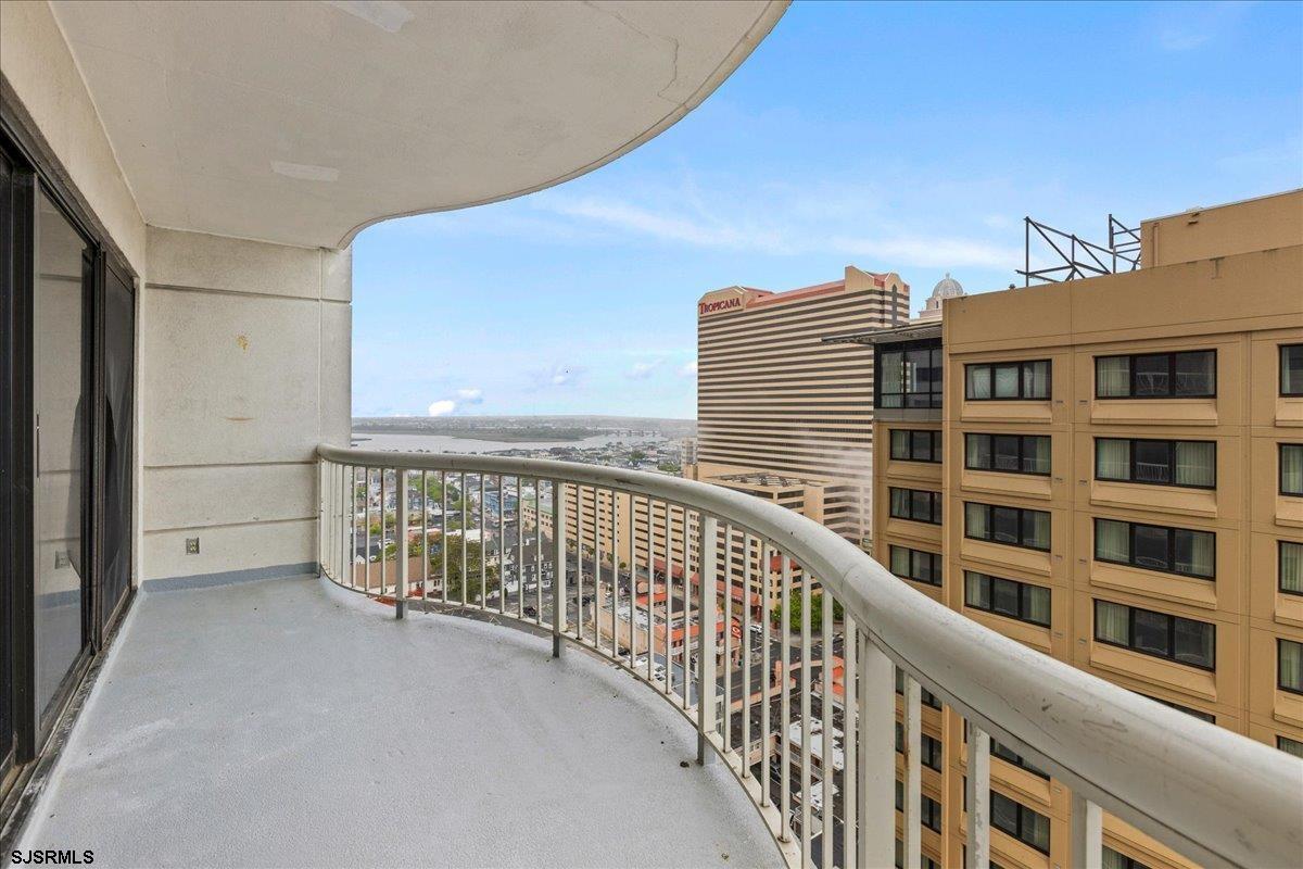 Atlantic City, New Jersey 08401, United States, 2 Bedrooms Bedrooms, ,2 BathroomsBathrooms,Residential,Active,130676