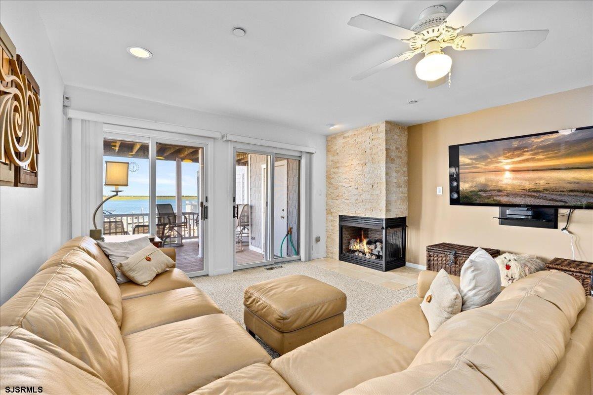 Ventnor, New Jersey 08406, United States, 2 Bedrooms Bedrooms, ,2 BathroomsBathrooms,Residential,Active,199019