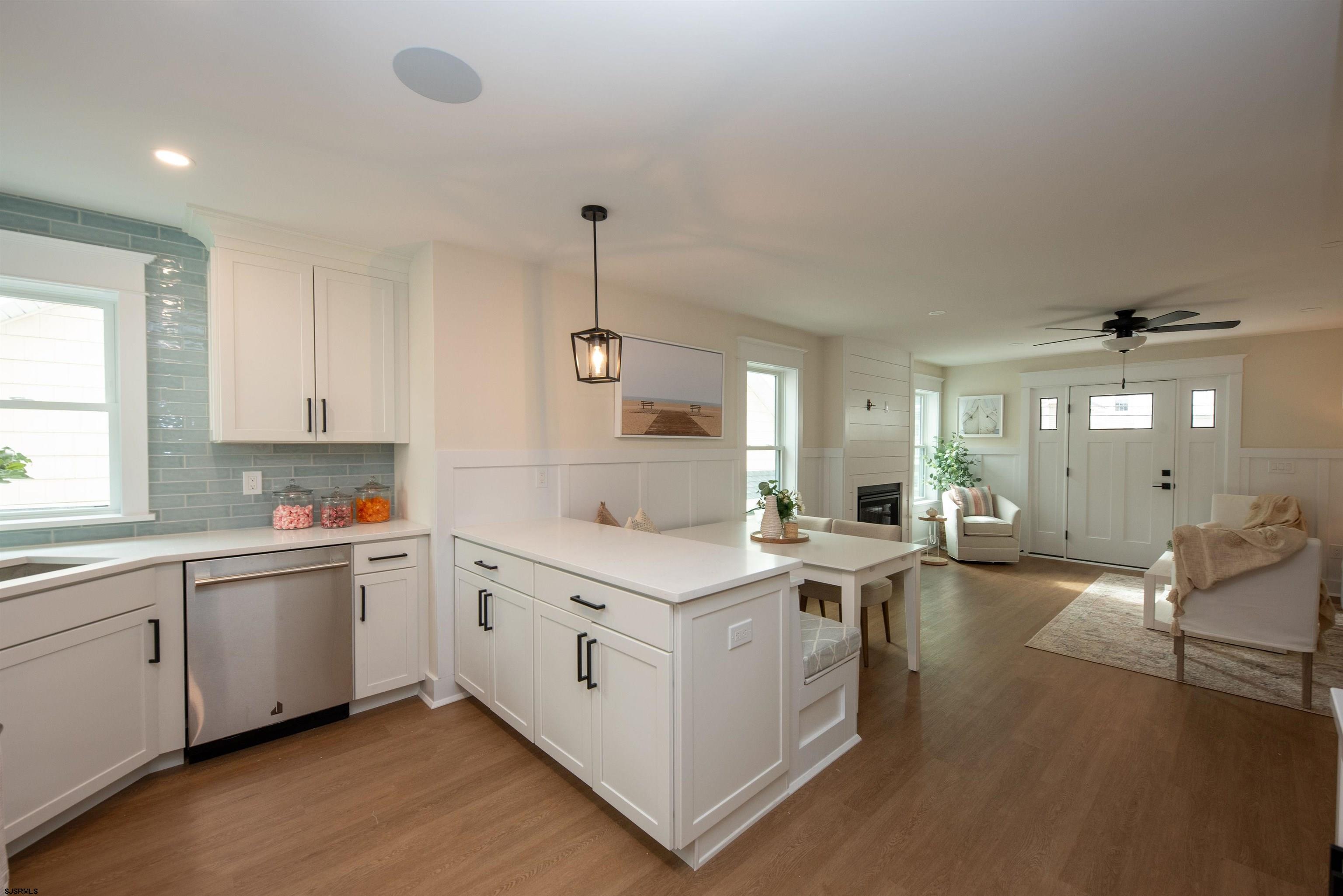 Ocean City, New Jersey 08226, United States, 3 Bedrooms Bedrooms, ,2 BathroomsBathrooms,Residential,Pending,34275