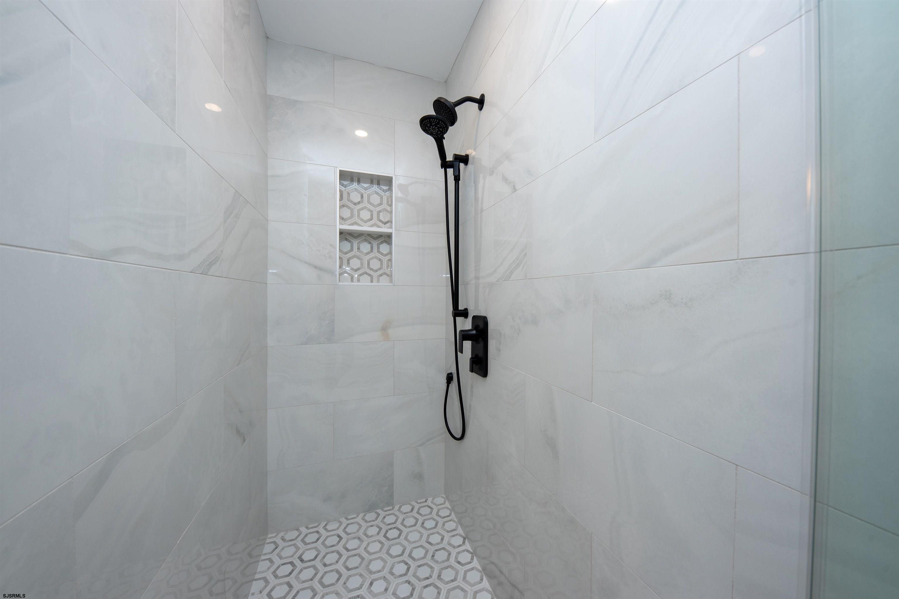 Ocean City, New Jersey 08226, United States, 3 Bedrooms Bedrooms, ,2 BathroomsBathrooms,Residential,Pending,34275