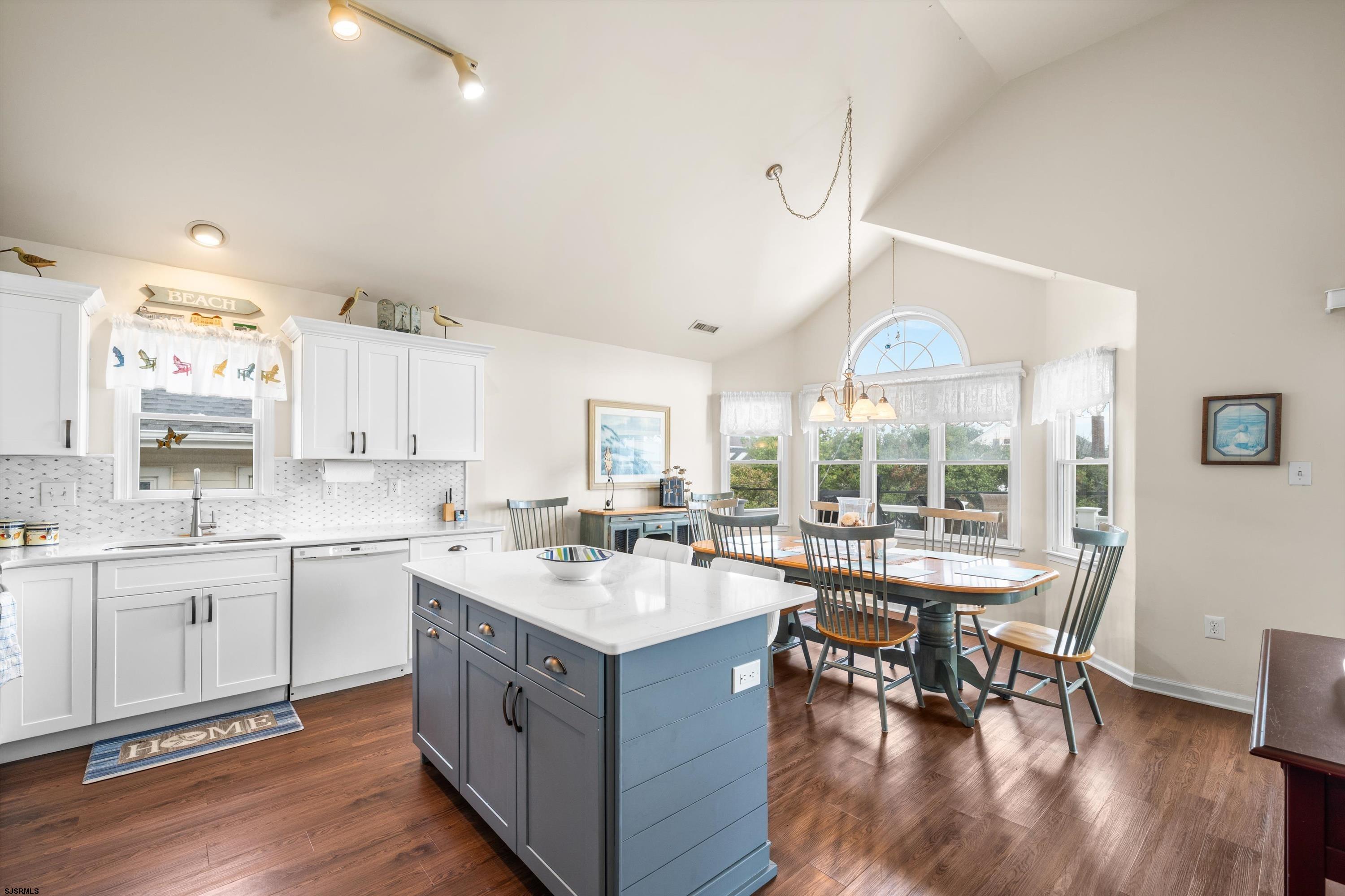 Ocean City, New Jersey 08226, United States, 4 Bedrooms Bedrooms, ,2 BathroomsBathrooms,Residential,Active,197079