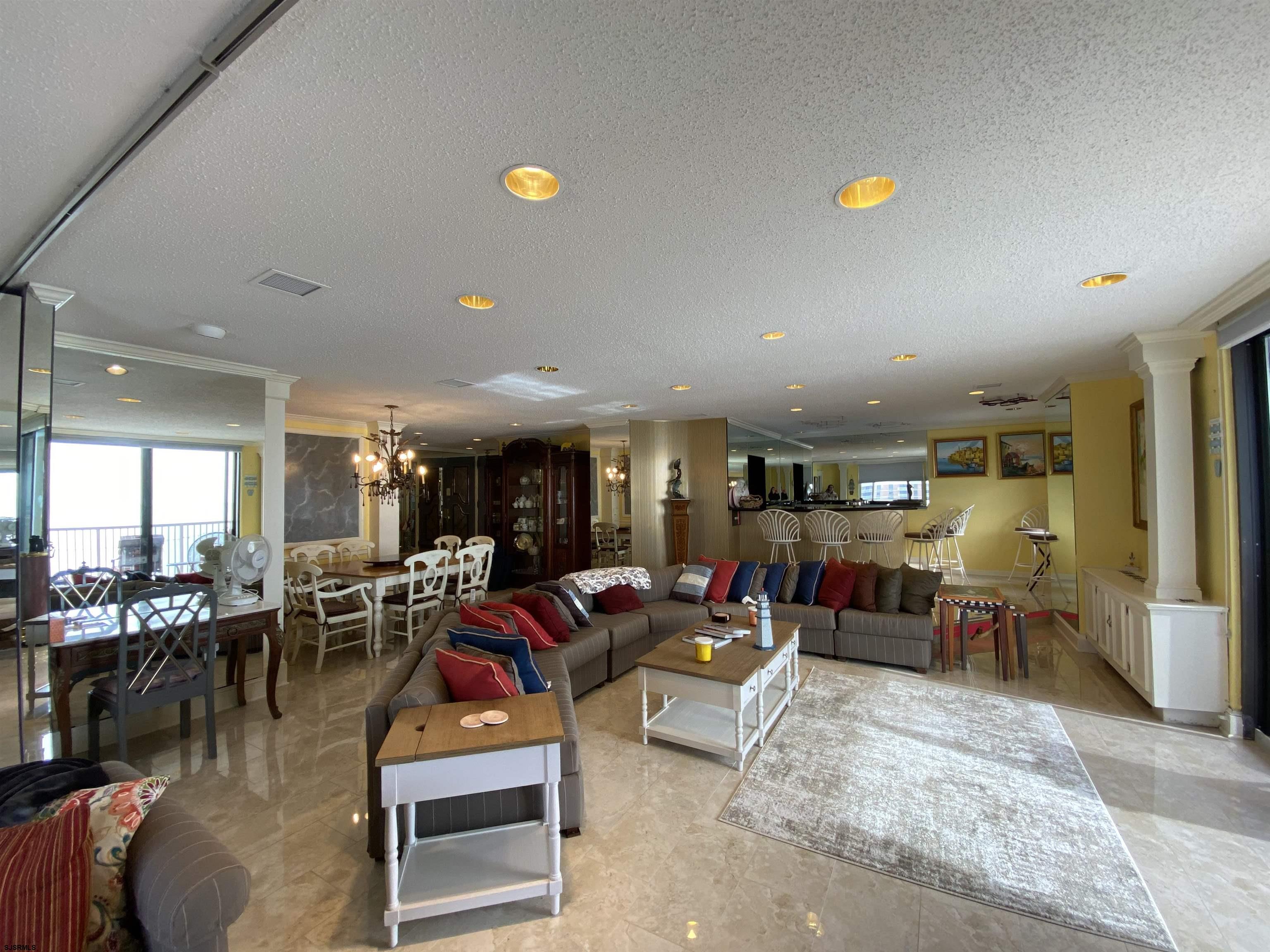 Ventnor, New Jersey 08406, United States, 2 Bedrooms Bedrooms, ,3 BathroomsBathrooms,Residential,Active,79483