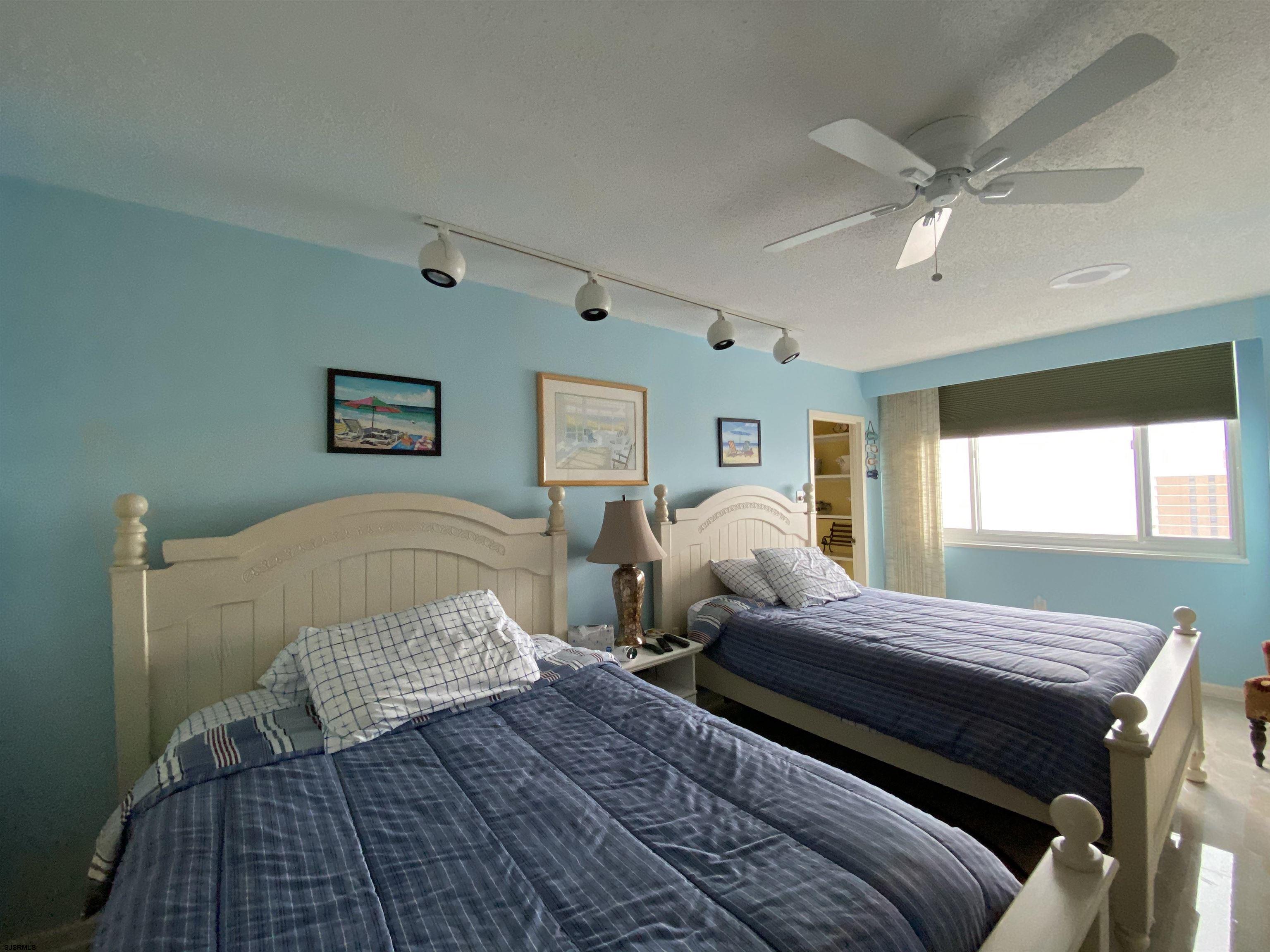 Ventnor, New Jersey 08406, United States, 2 Bedrooms Bedrooms, ,3 BathroomsBathrooms,Residential,Active,79483