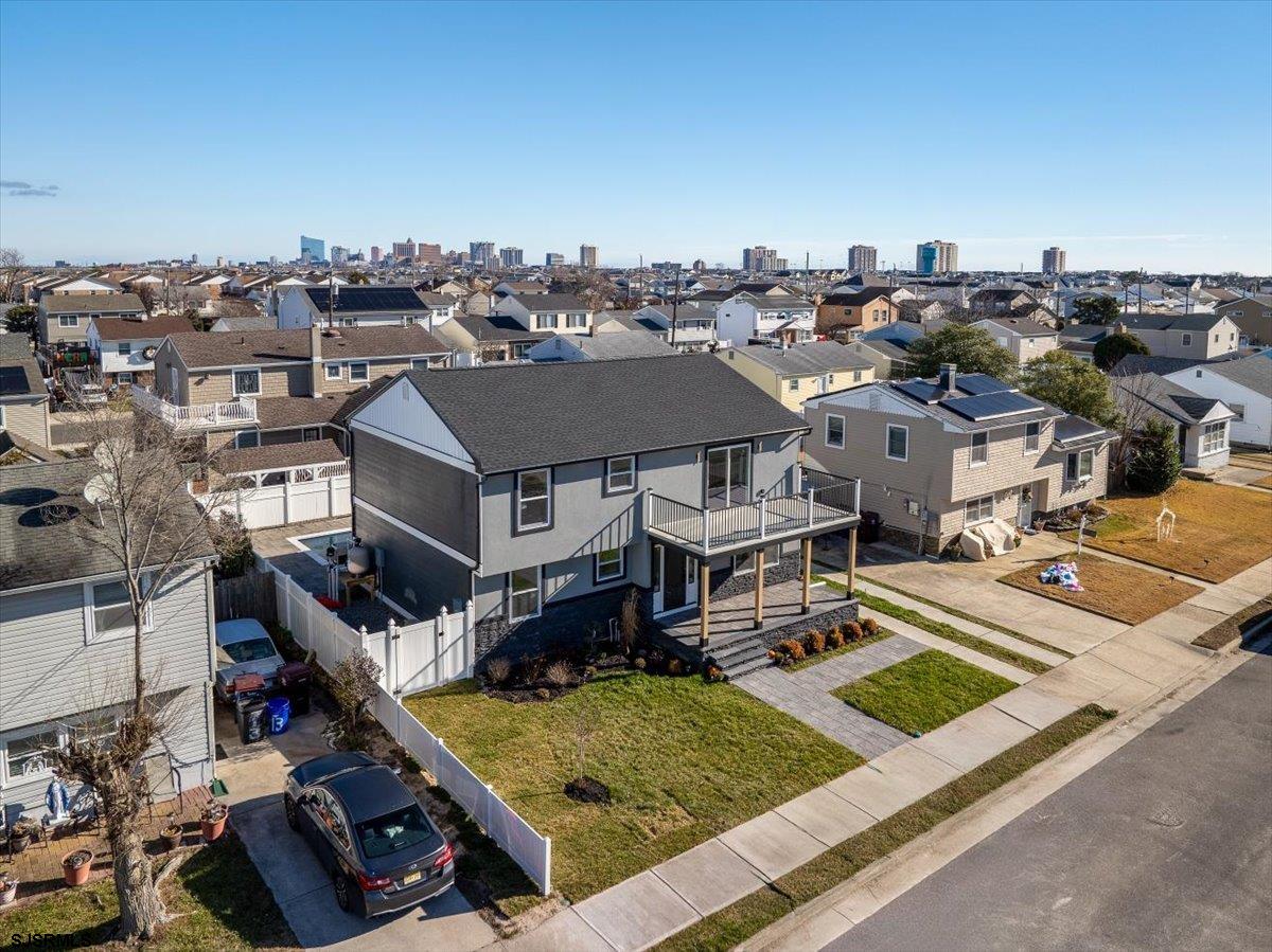 Ventnor, New Jersey 08406, United States, 5 Bedrooms Bedrooms, ,4 BathroomsBathrooms,Residential,Active,204982
