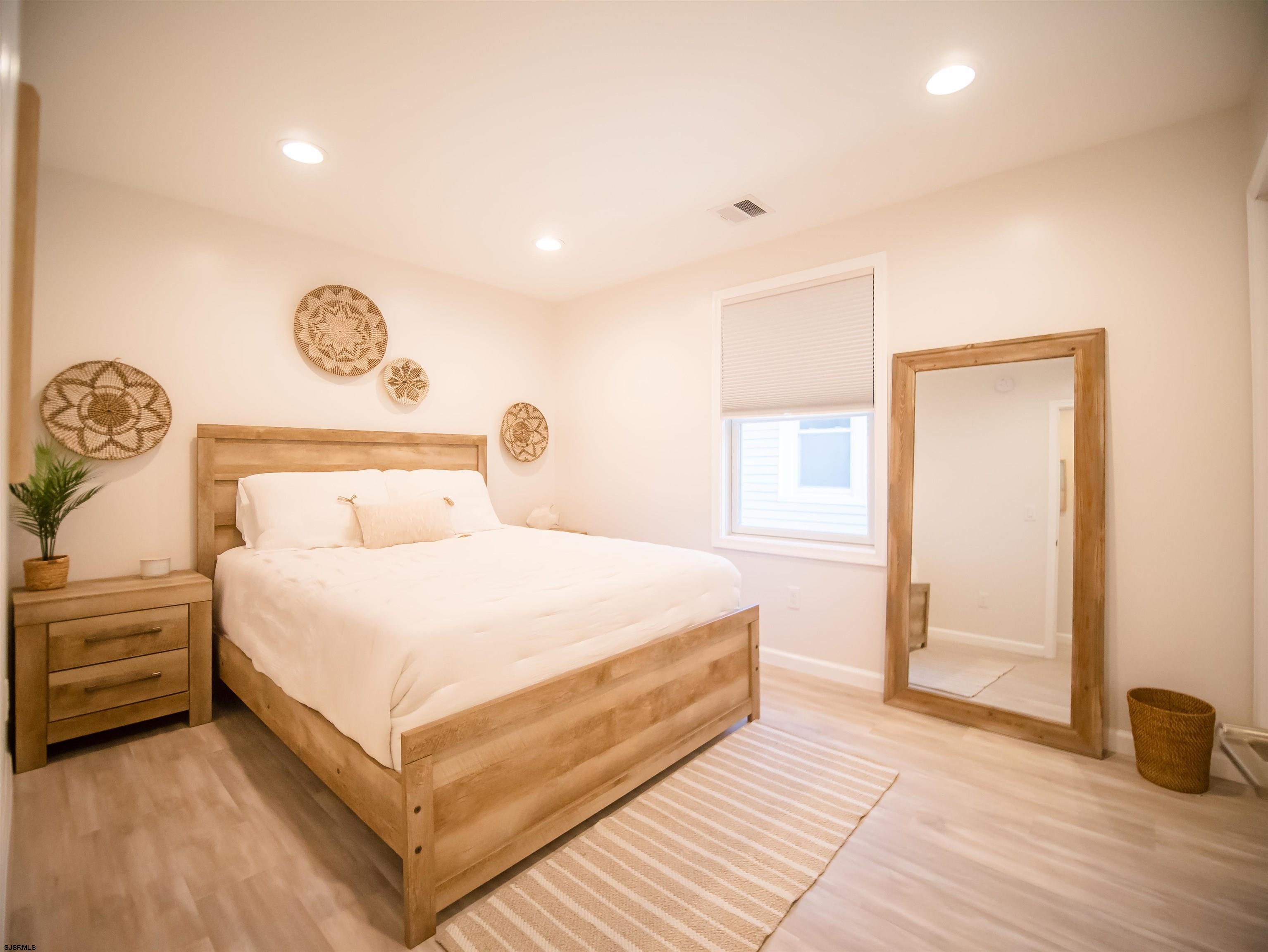 Ventnor, New Jersey 08406, United States, 3 Bedrooms Bedrooms, ,2 BathroomsBathrooms,Residential,Active,90343