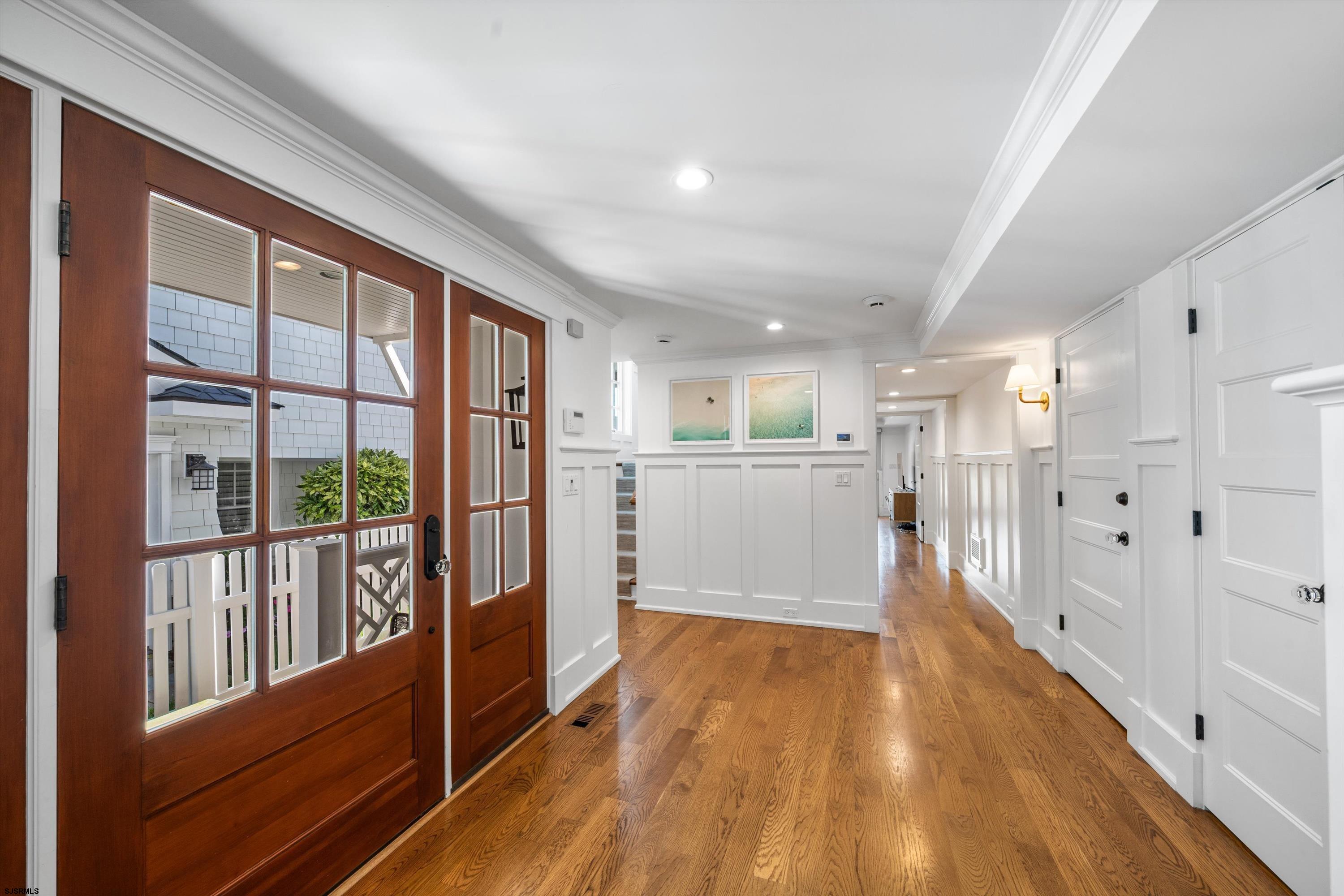 2637 Wesley 1st floor