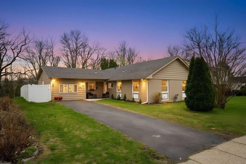 Homes For Sale - 126 Millbrook Dr<br/> Burlington, NJ 08046