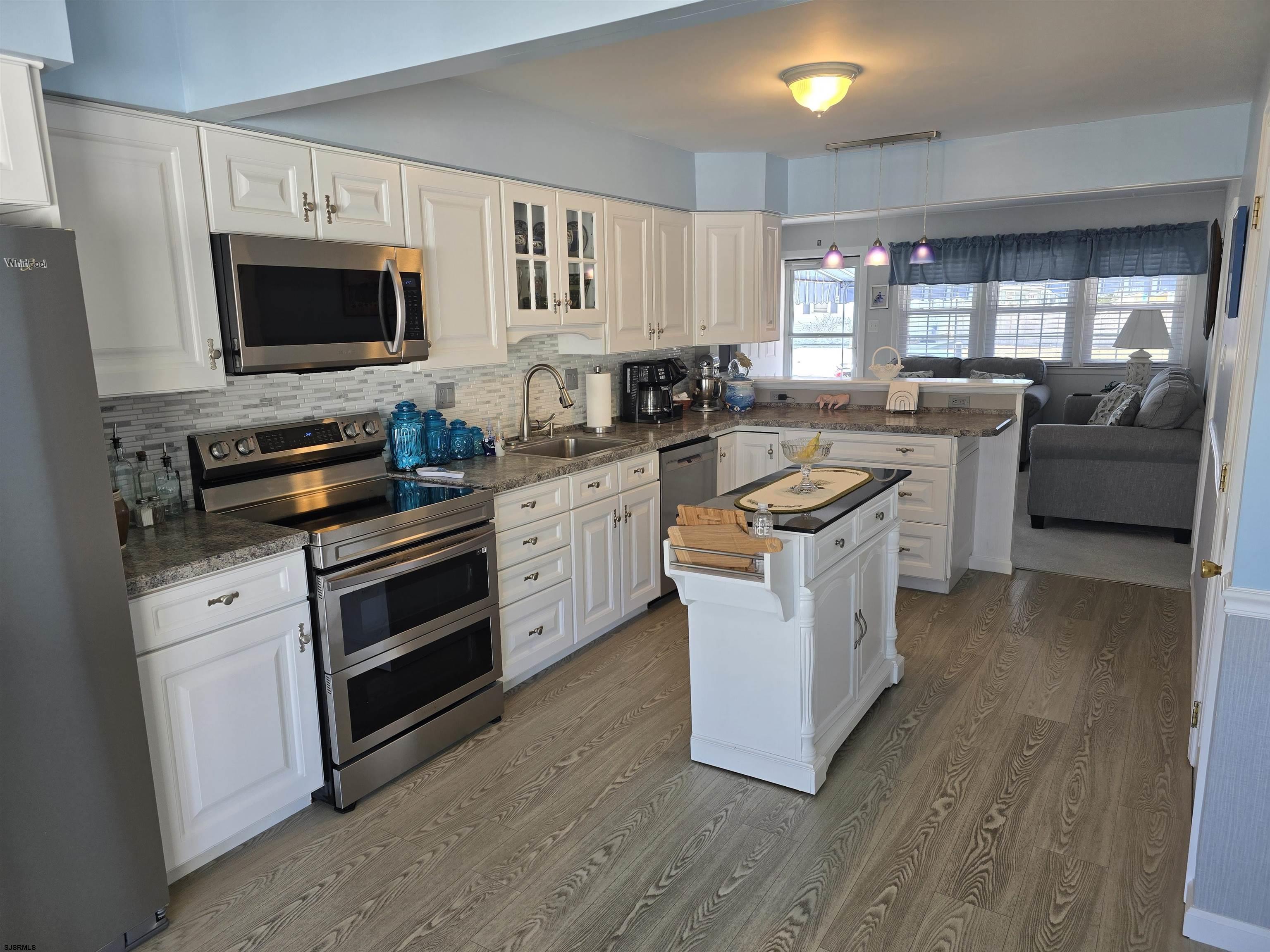 Brigantine, New Jersey 08203, United States, 3 Bedrooms Bedrooms, ,2 BathroomsBathrooms,Residential,Active,96376