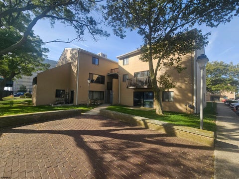 Apartment For Rent - 600 Pacific<br/> Atlantic City, NJ 08401