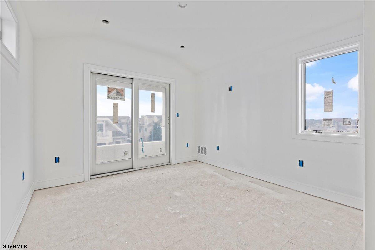 Longport, New Jersey 08403, United States, 6 Bedrooms Bedrooms, ,5 BathroomsBathrooms,Residential,Pending,188828