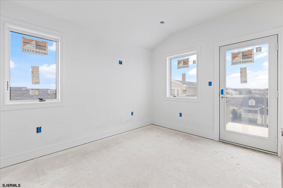 Longport, New Jersey 08403, United States, 6 Bedrooms Bedrooms, ,5 BathroomsBathrooms,Residential,Pending,188828