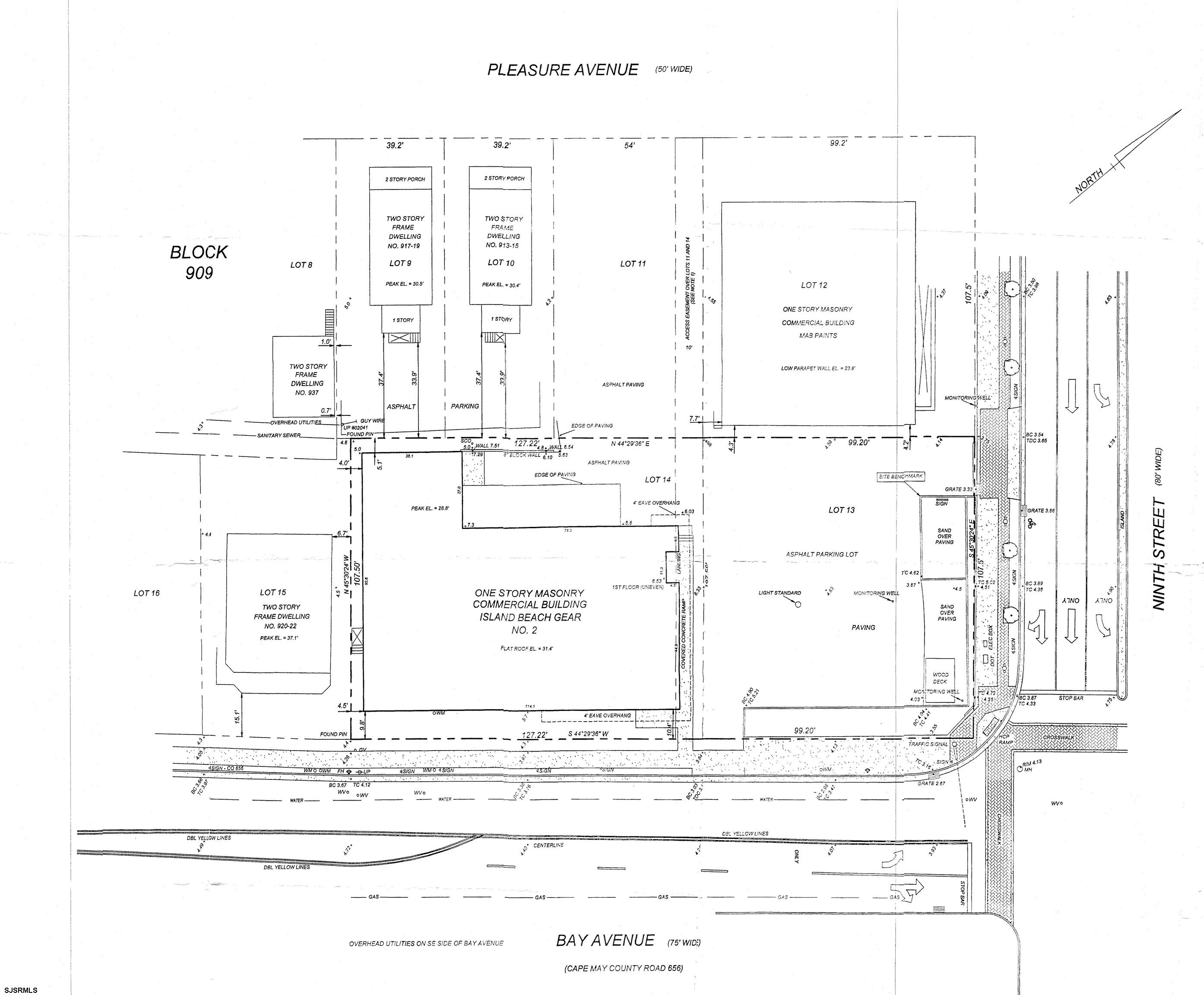 900-908 Bay